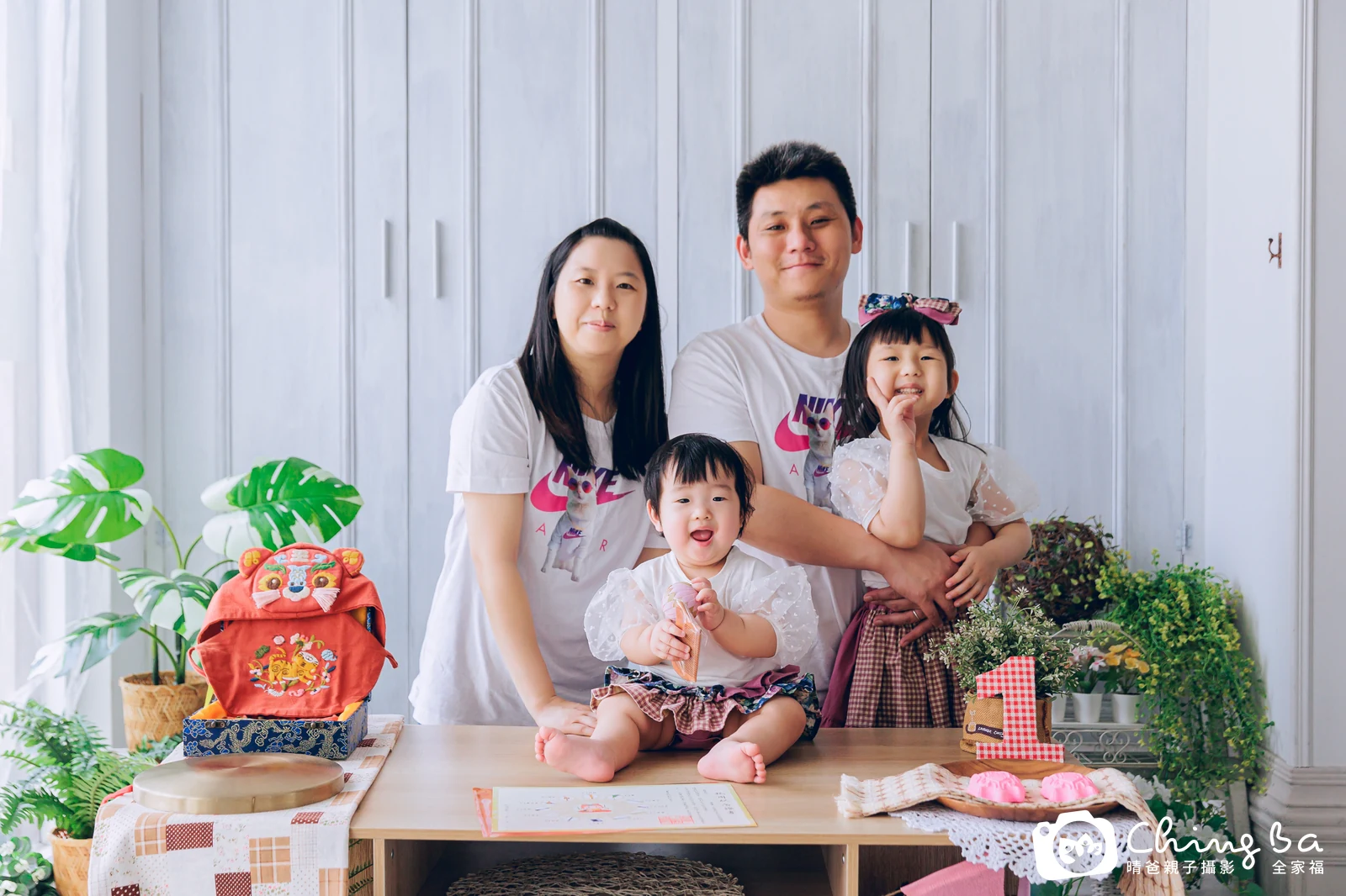 小家庭抓周拍作品|2023 年春季|晴爸親子攝影