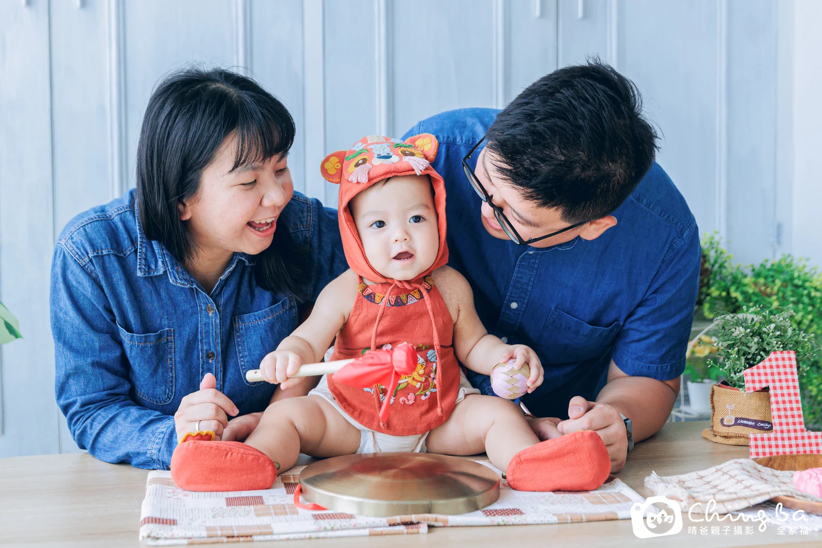 阿虎 1 歲寶貝 台中小家庭抓周紀念照｜晴爸親子攝影