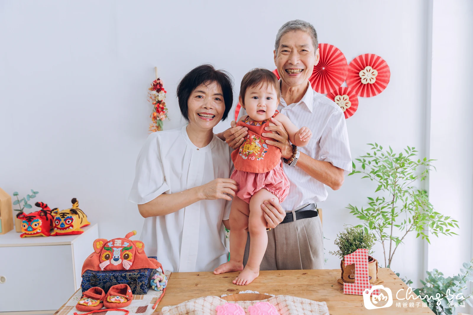 Alina在台中拍小家庭抓周的珍貴一刻