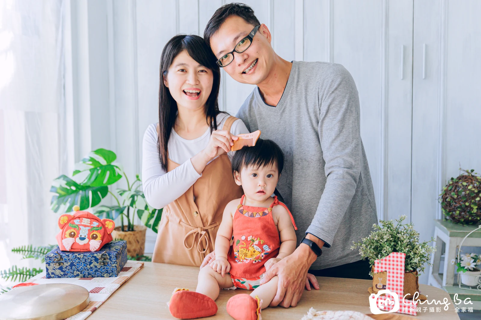 小茉莉在台中拍小家庭抓周的珍貴一刻