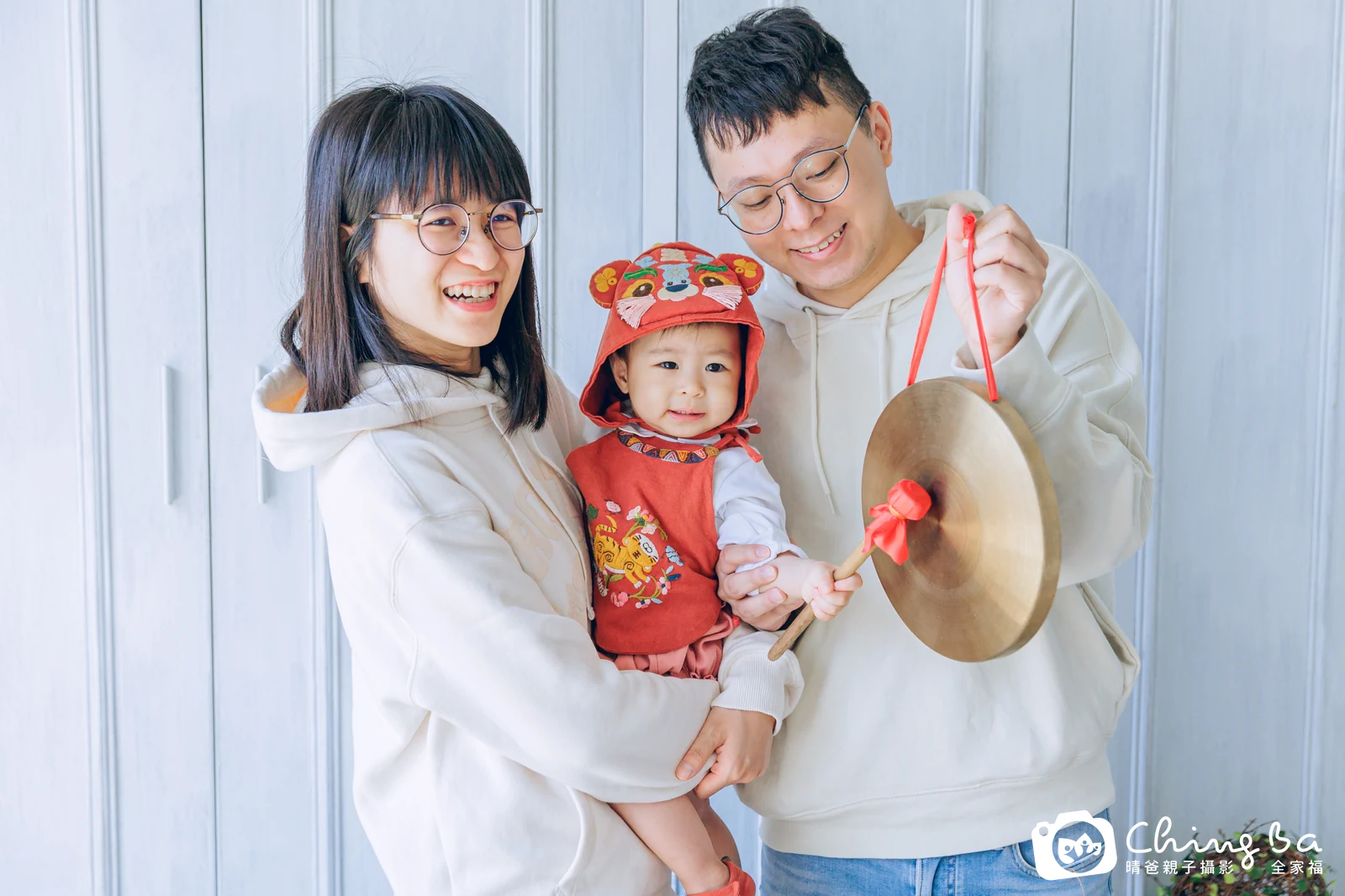 小家庭抓周拍作品|2022 年冬季|晴爸親子攝影