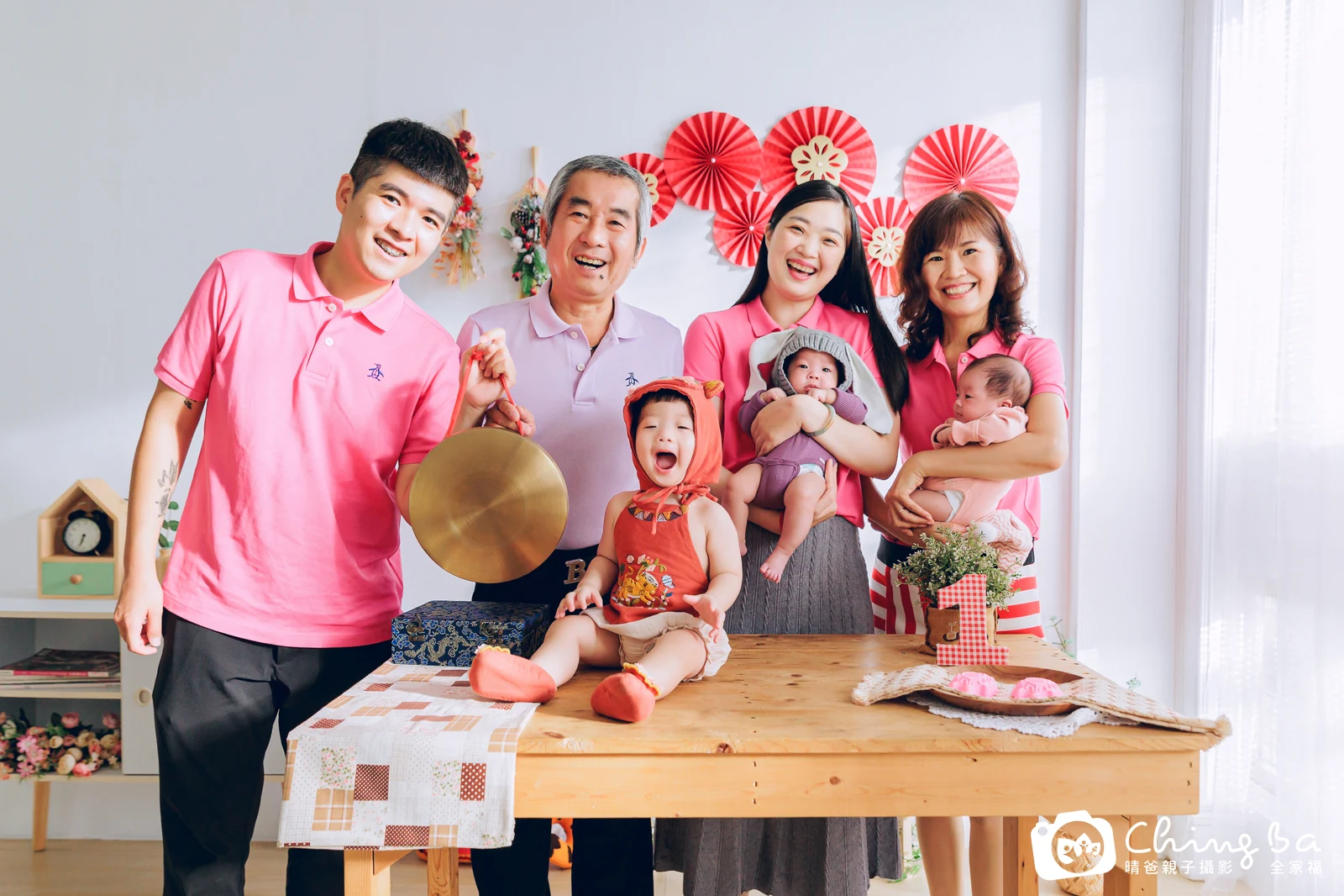 小家庭抓周拍作品|2022 年冬季|晴爸親子攝影