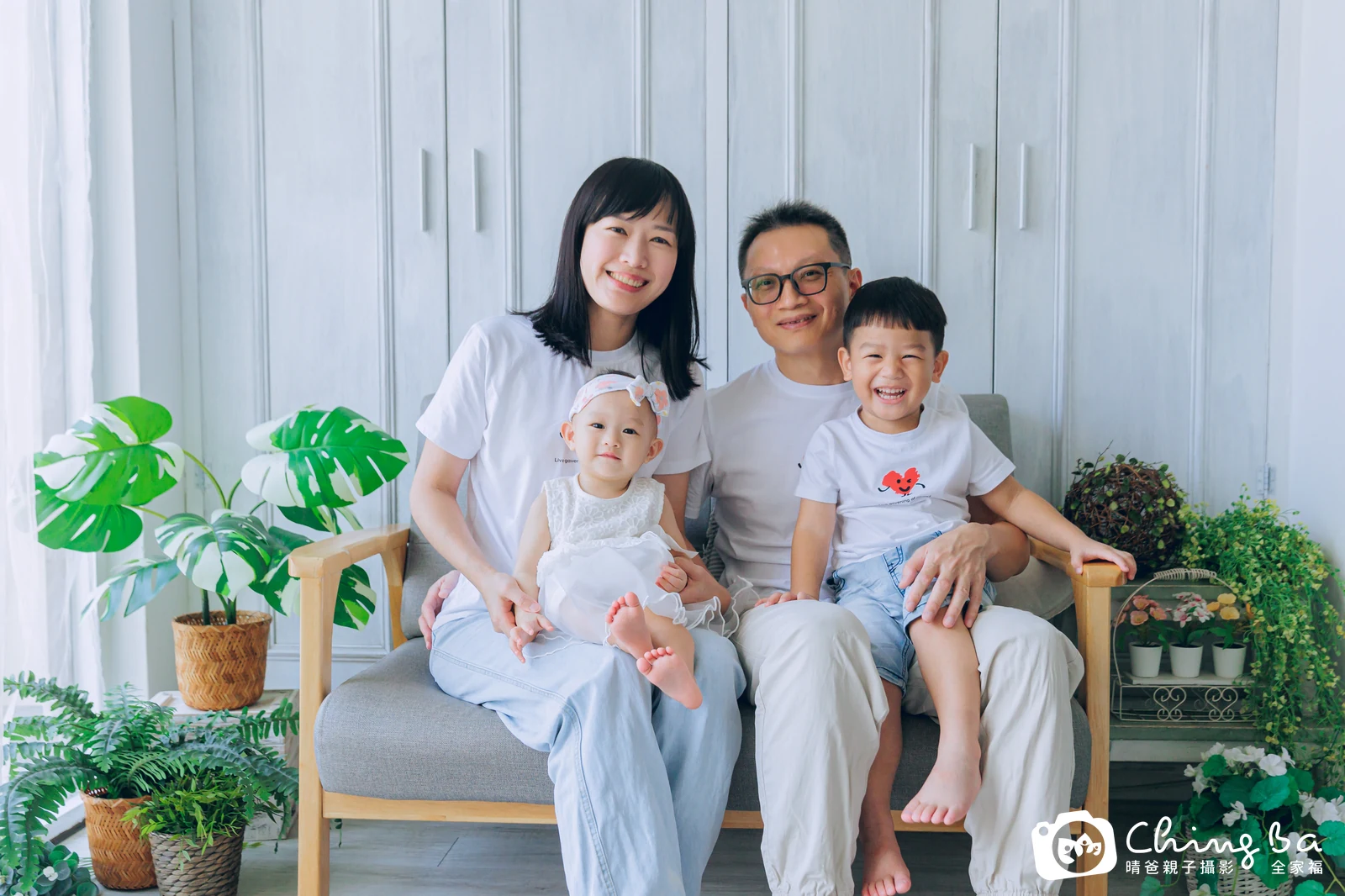 晴晴周歲抓周儀式的紀錄（2025 年秋季）