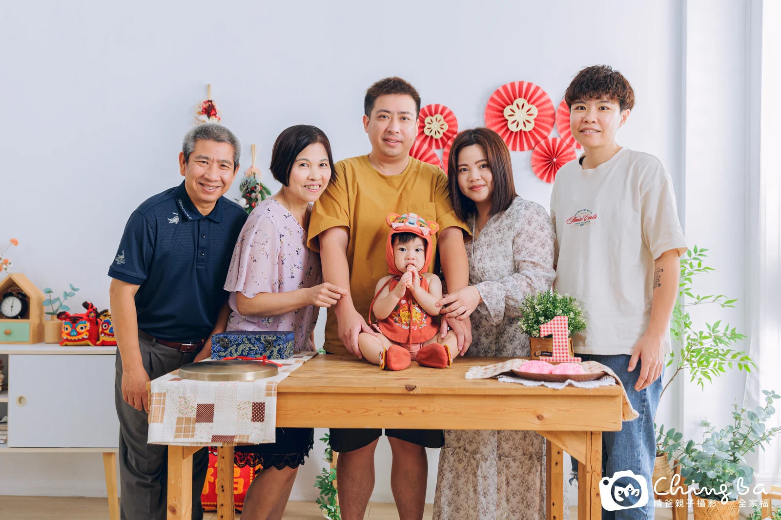 小家庭抓周拍作品｜2025 年秋季｜晴爸親子攝影