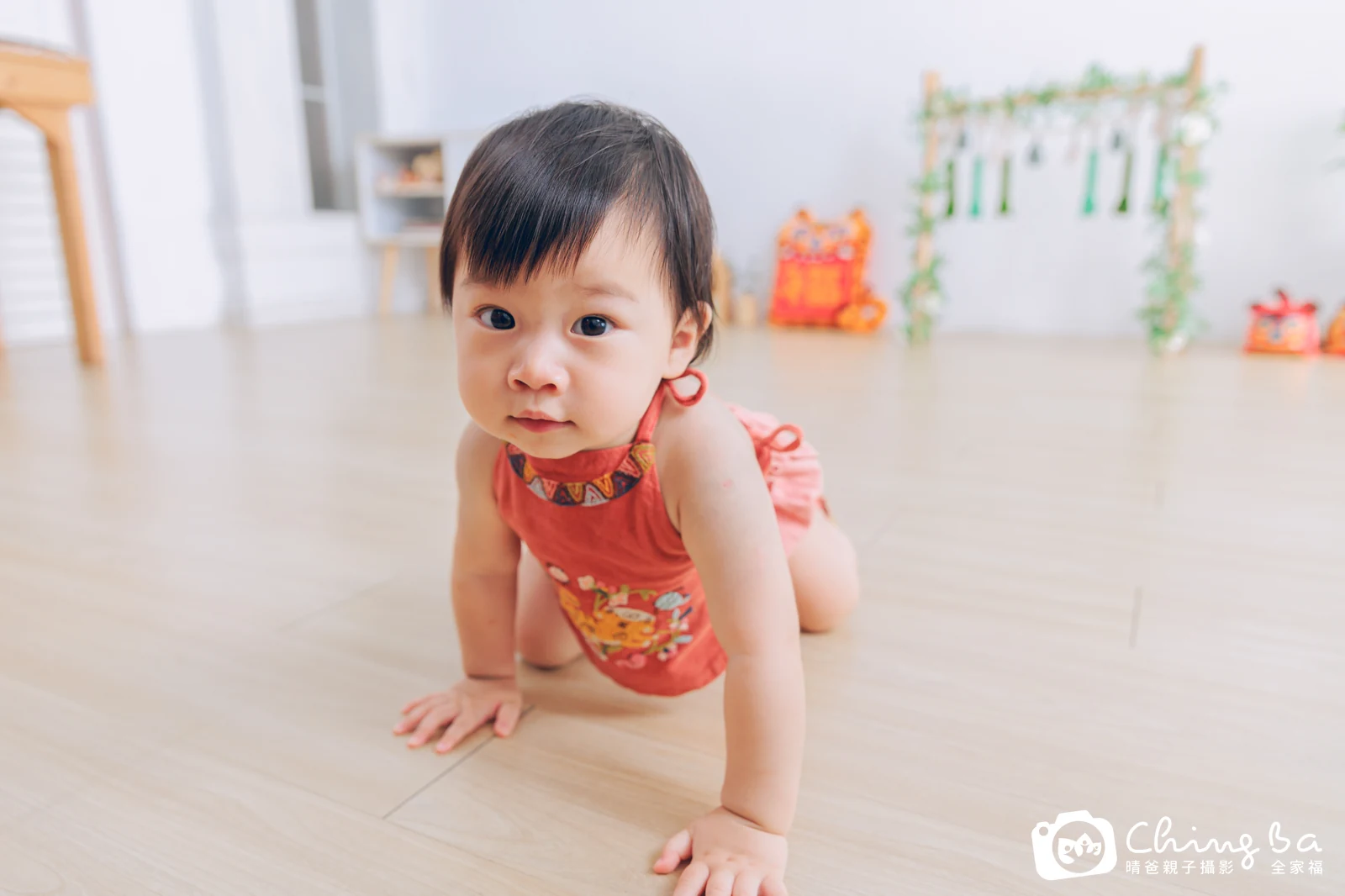 霏周歲抓周儀式的紀錄（2025 年秋季）