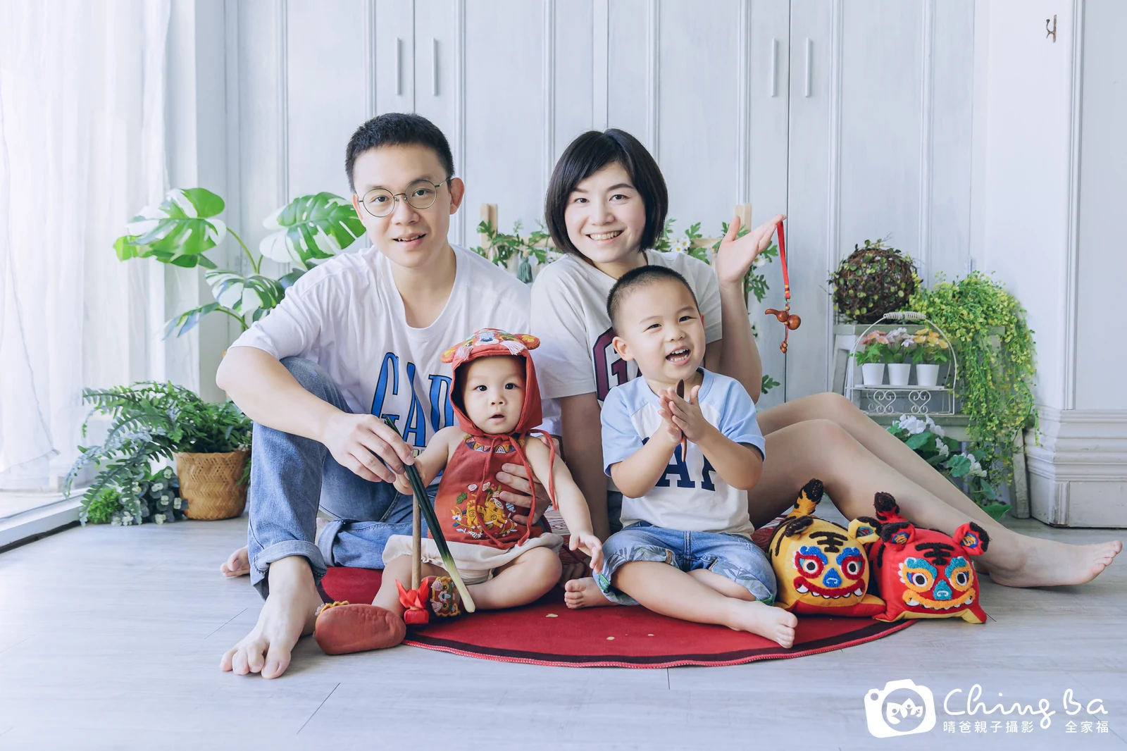 克周歲抓周儀式的紀錄（2023 年夏季）