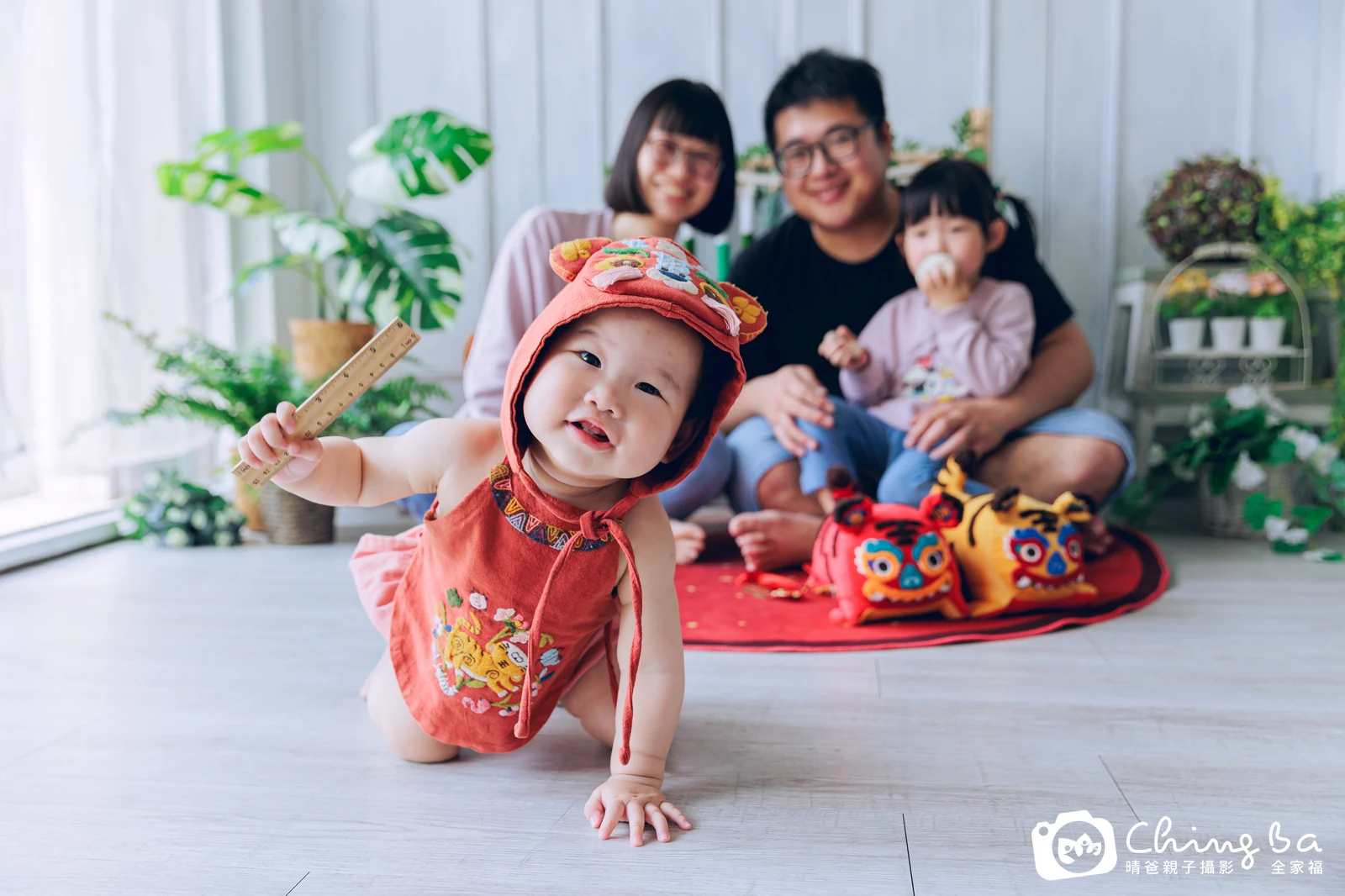 小家庭抓周拍作品|2023 年春季|晴爸親子攝影