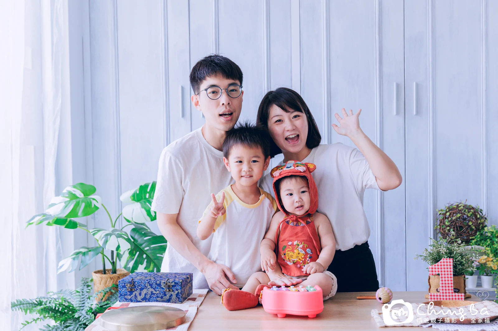 小家庭抓周拍作品|2023 年春季|晴爸親子攝影