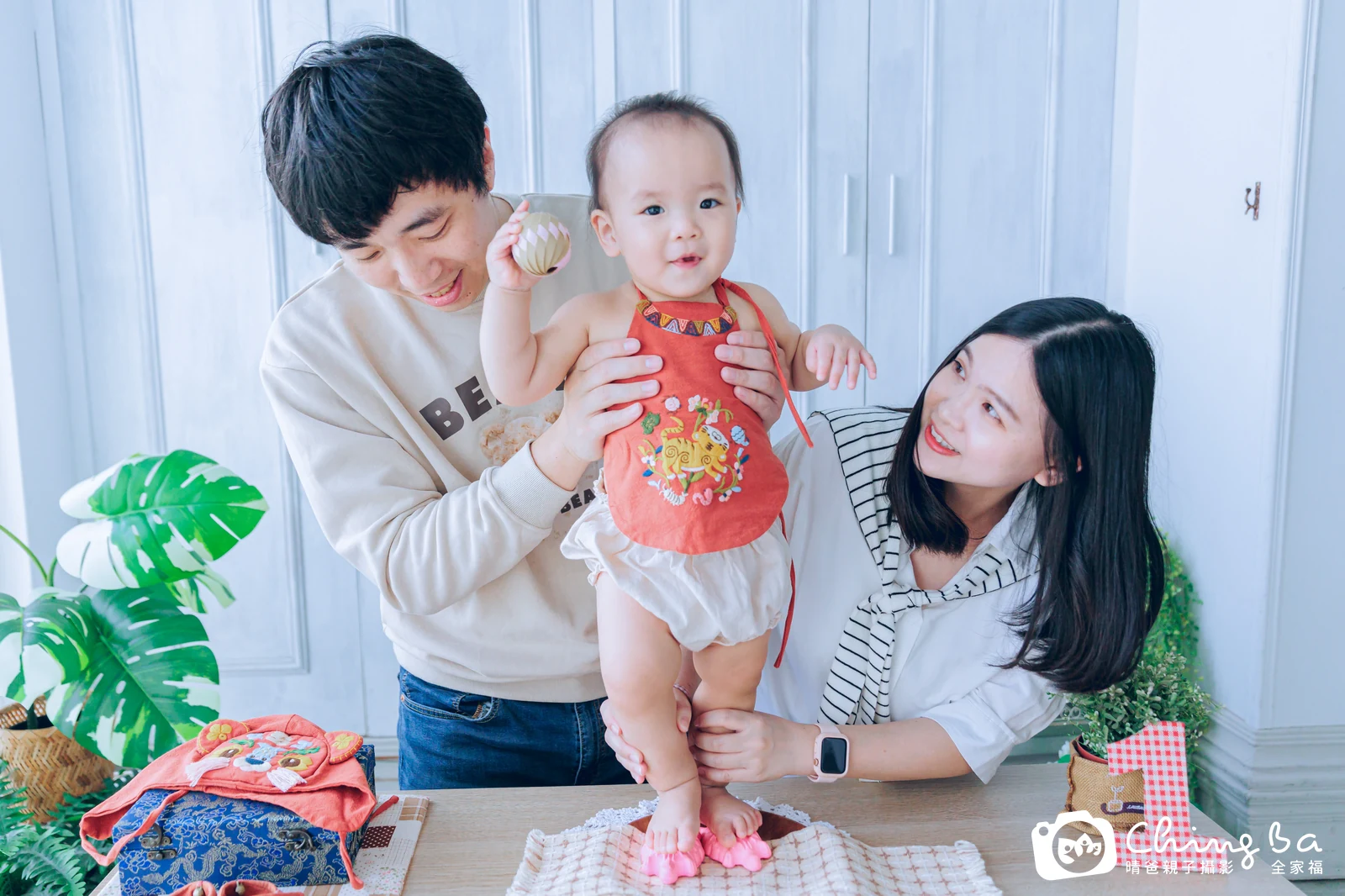 小芋圓 1 歲寶貝 台中小家庭抓周紀念照｜晴爸親子攝影