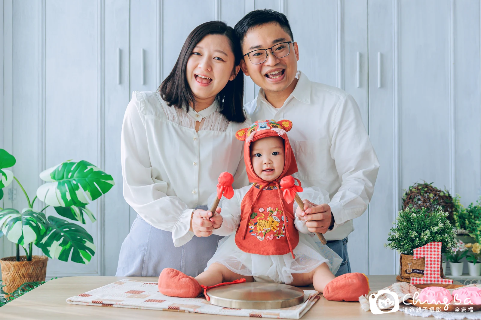 米寶 1 歲寶貝 台中小家庭抓周紀念照｜晴爸親子攝影