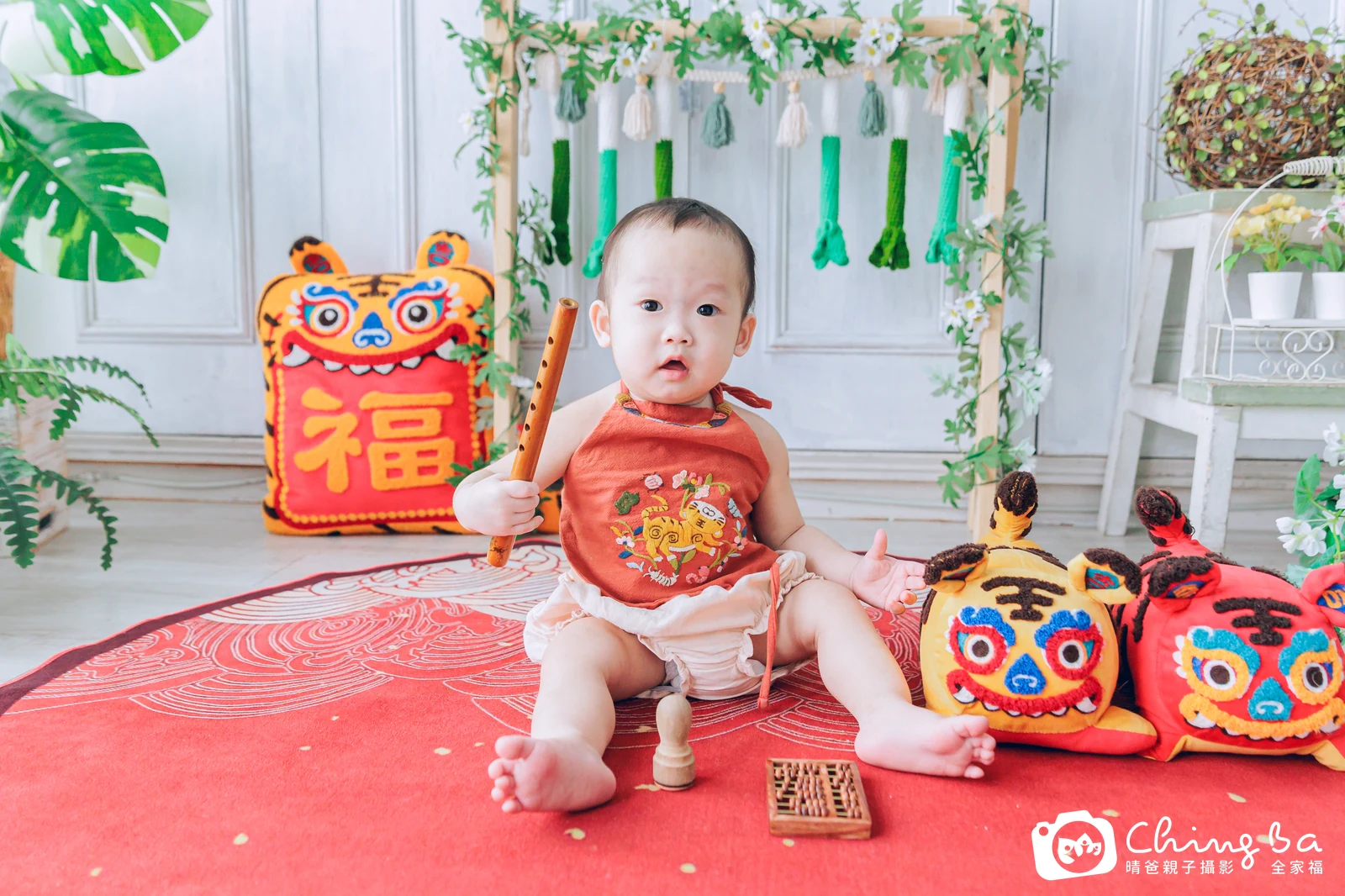 雪寶周歲抓周儀式的紀錄(2024 年春季)
