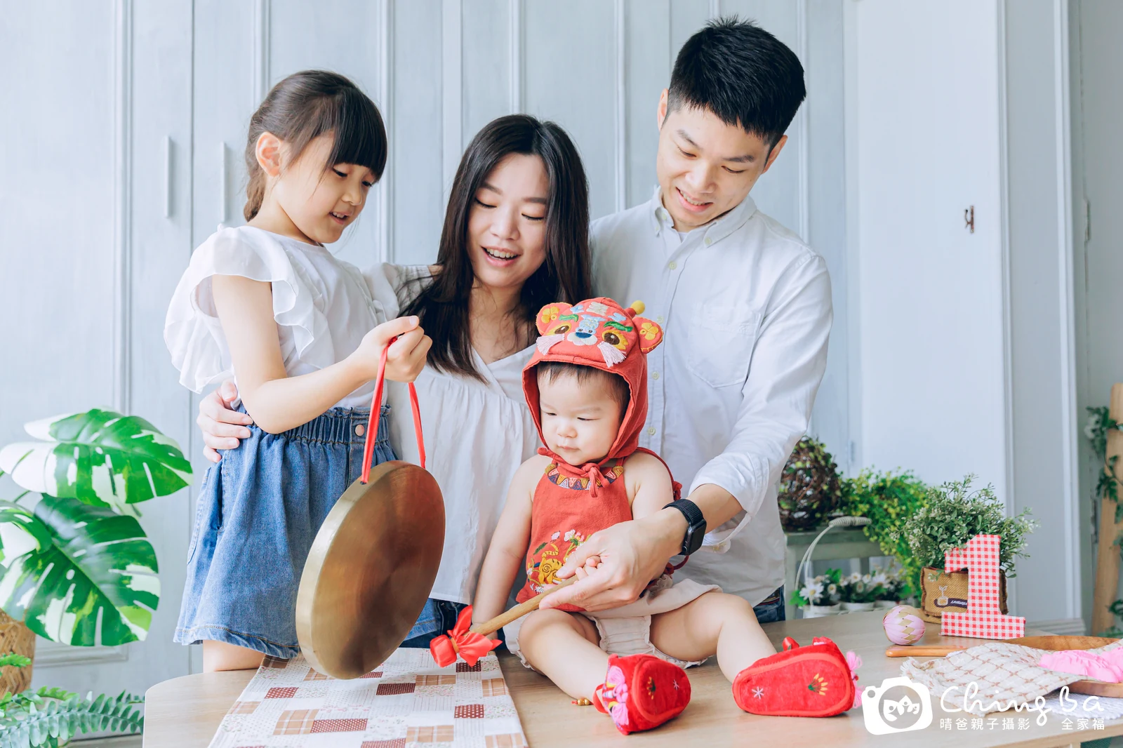 小家庭抓周拍作品｜2022 年秋季｜晴爸親子攝影