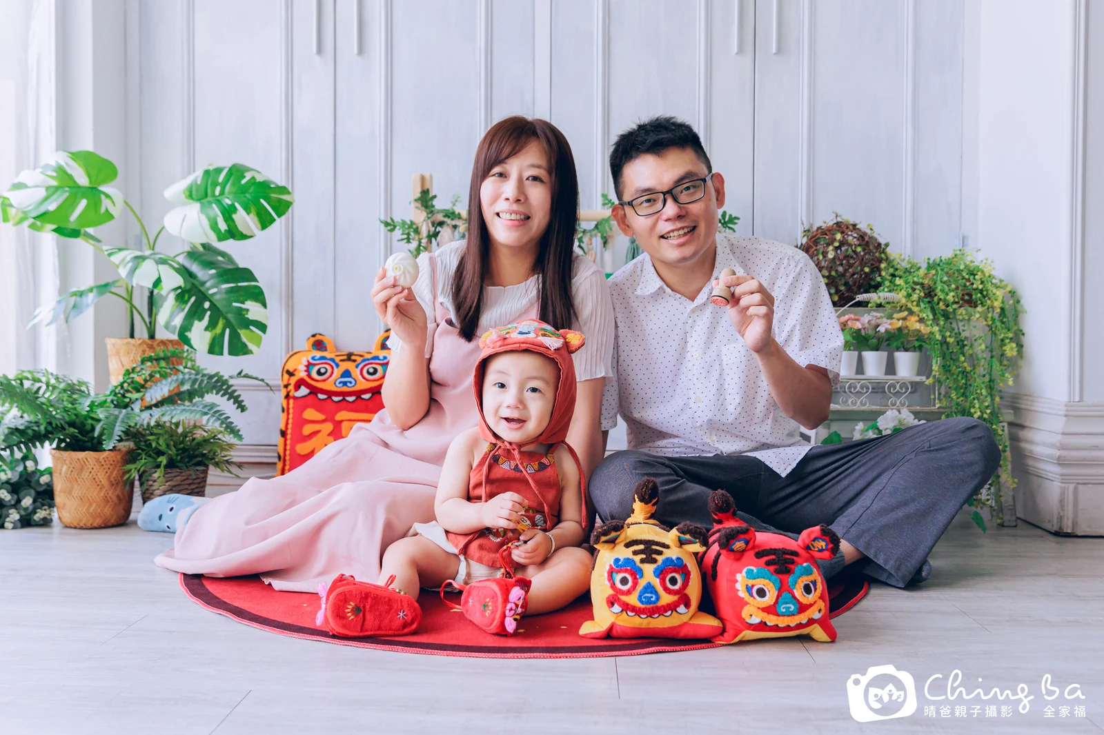 小家庭抓周拍作品|2023 年夏季|晴爸親子攝影