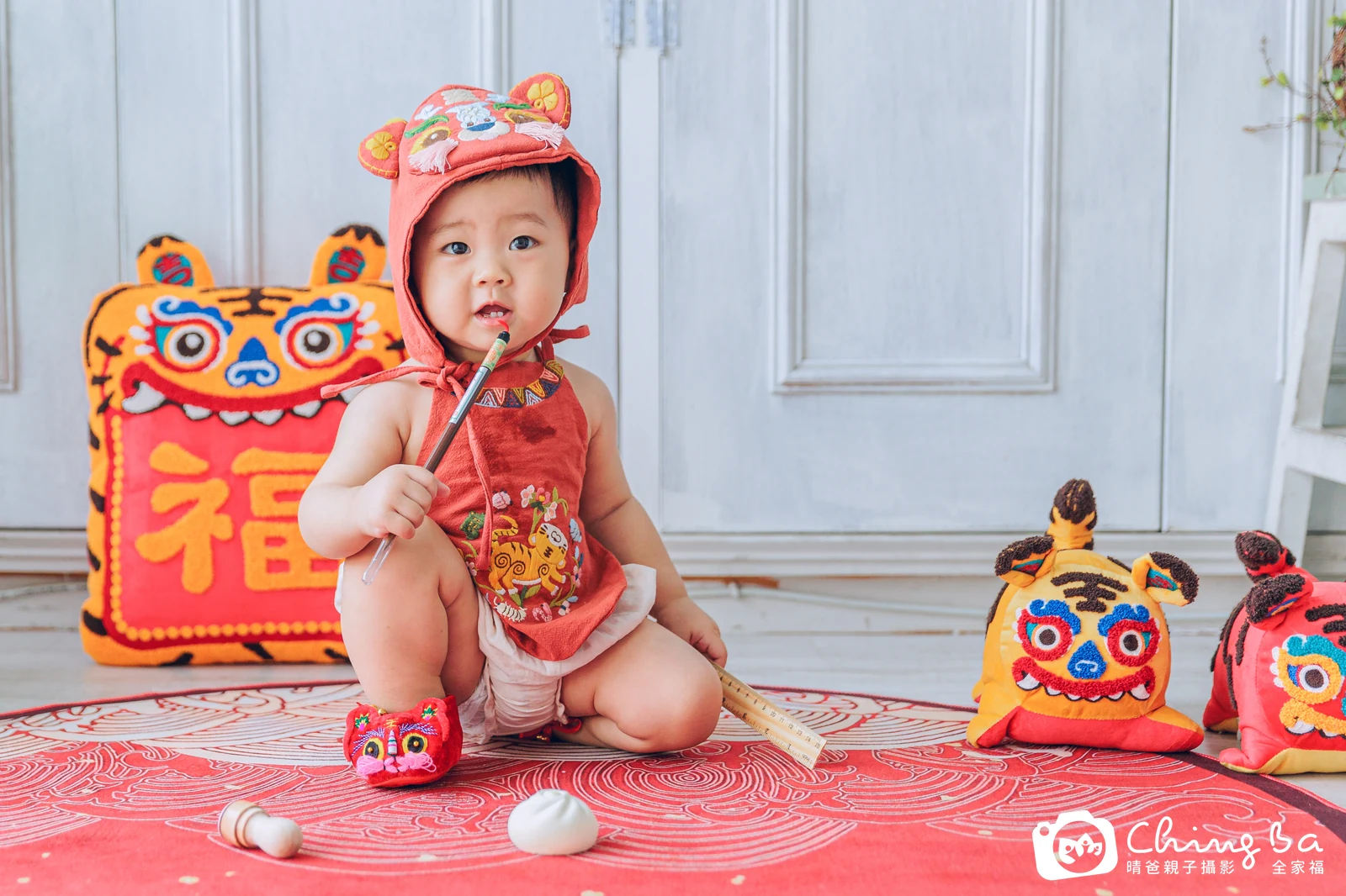 茶茶 2 歲 2 個月寶貝 台中小家庭抓周紀念照｜晴爸親子攝影