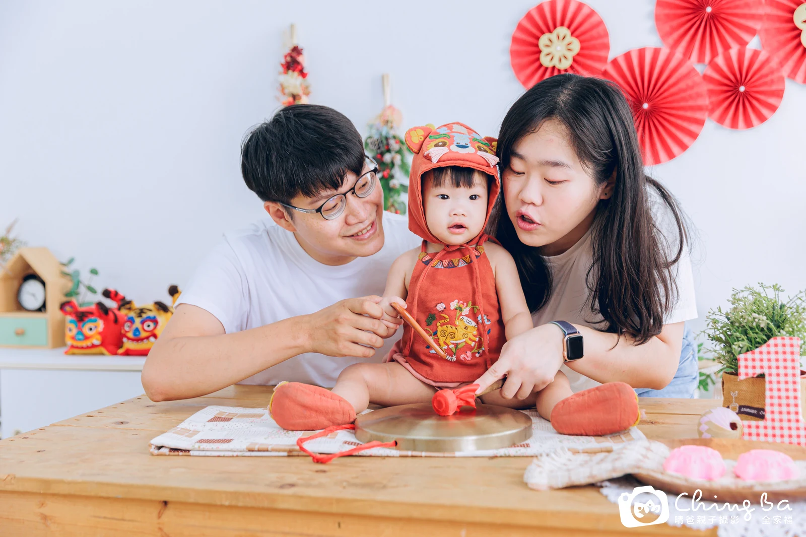 晴的台中小家庭抓周拍攝現場