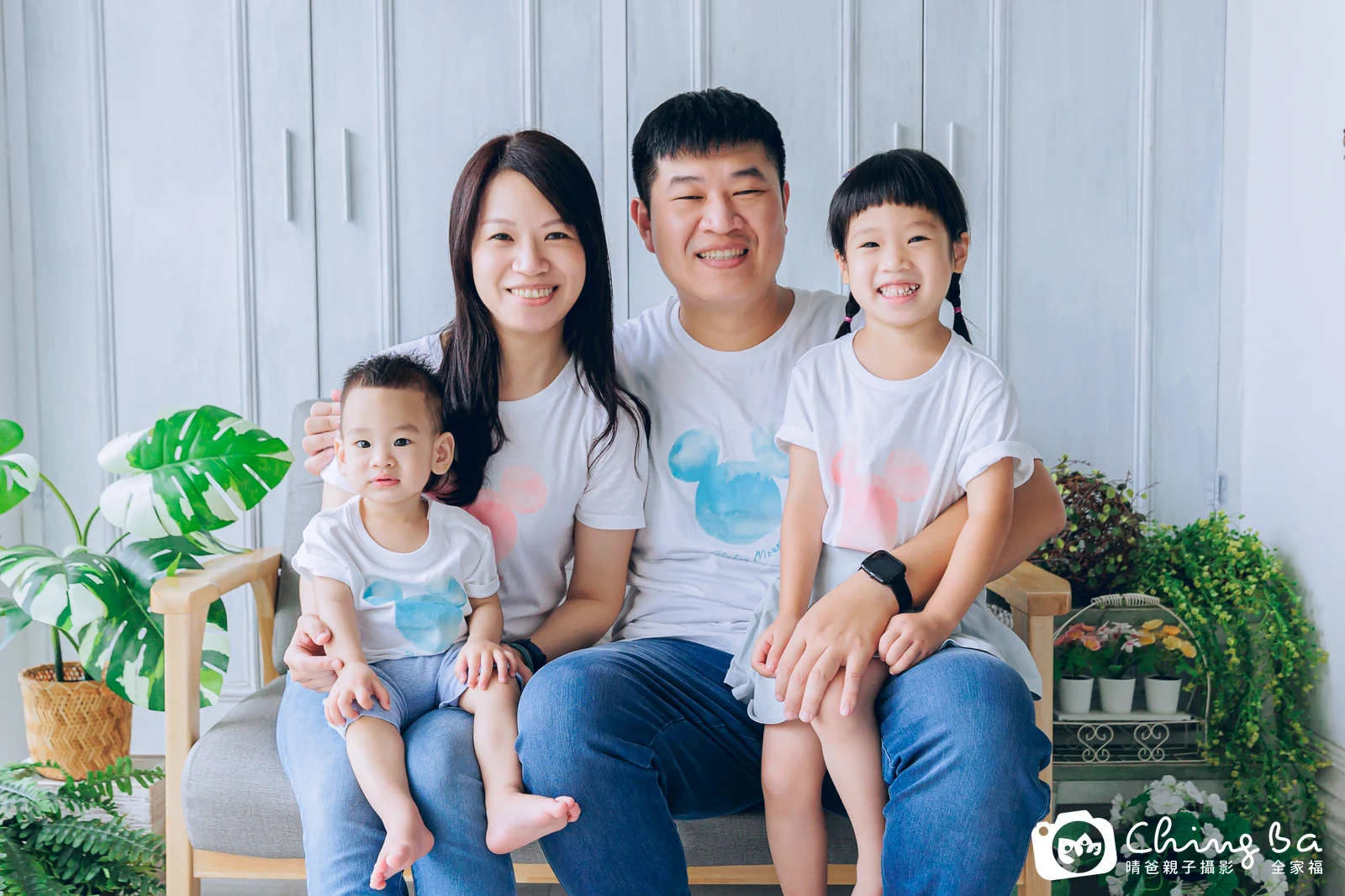 成成的台中小家庭抓周拍攝現場