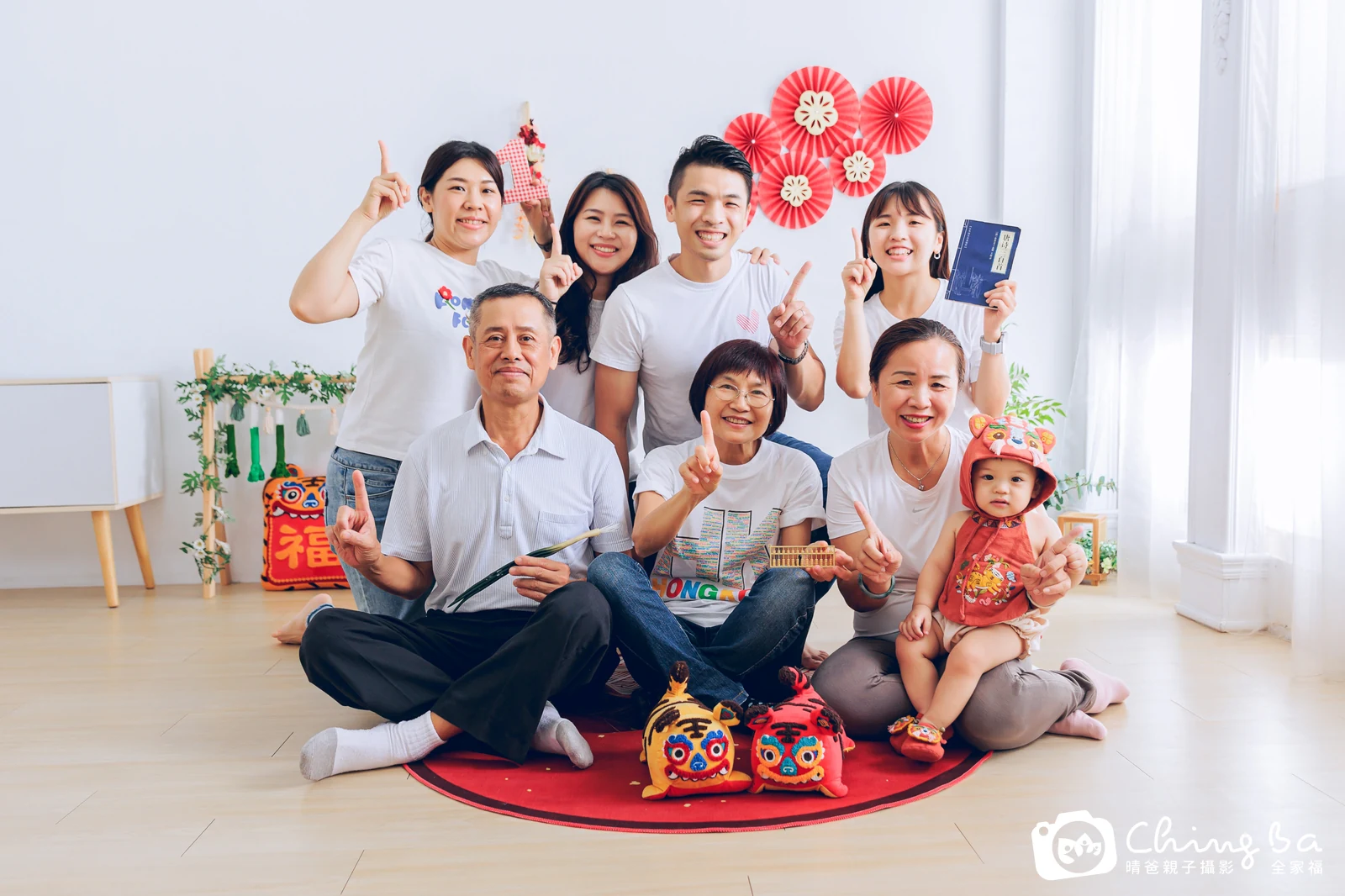 小家庭抓周拍作品｜2024 年秋季｜晴爸親子攝影