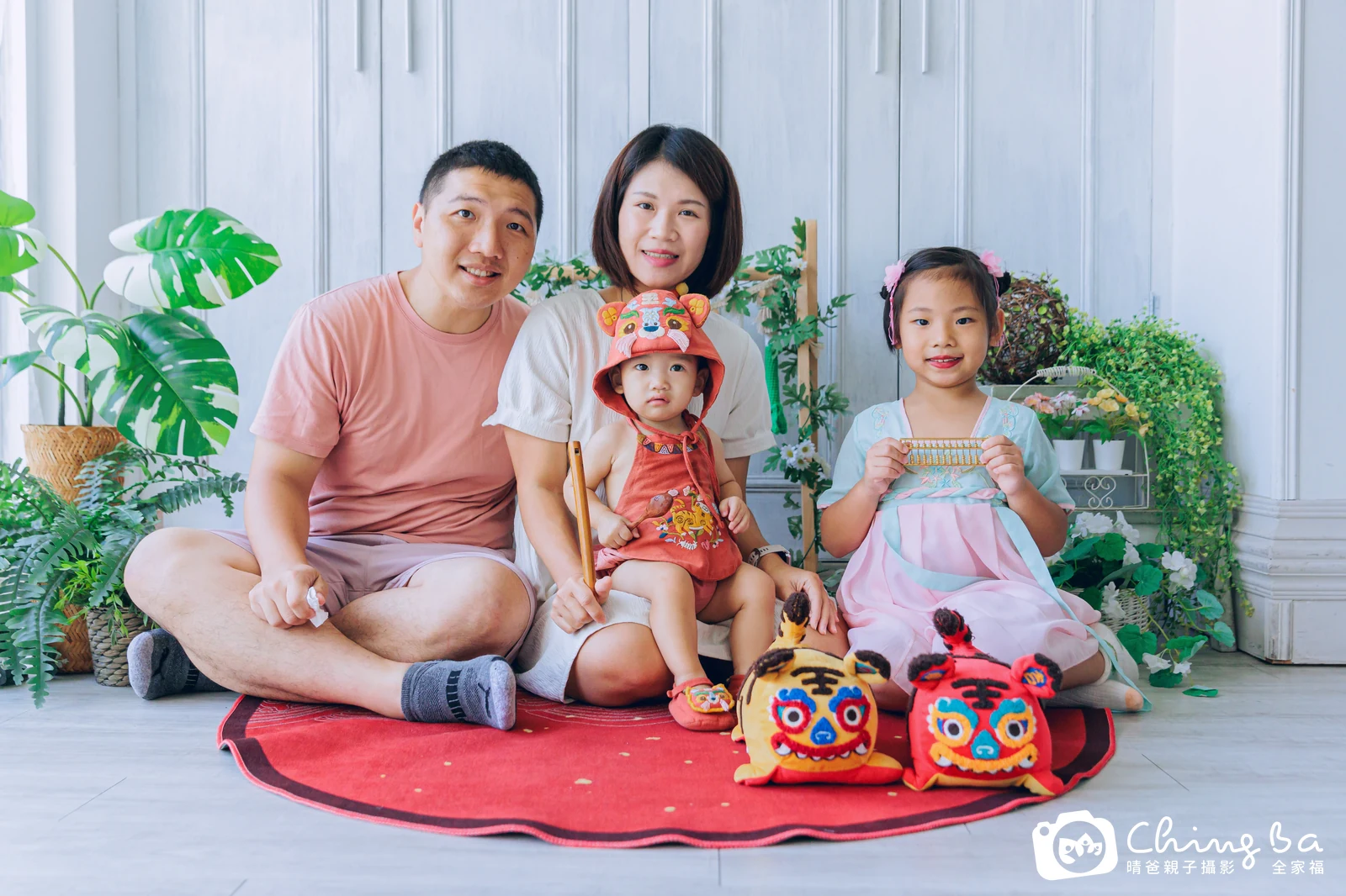 小家庭抓周拍作品｜2024 年秋季｜晴爸親子攝影