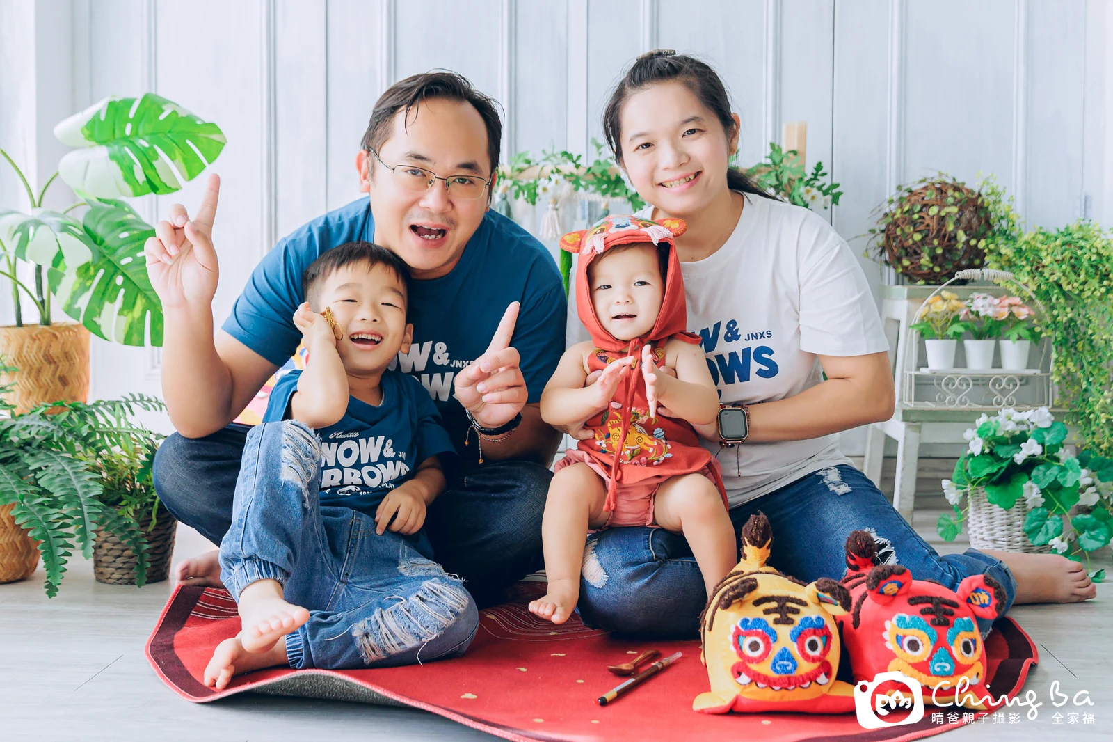 小家庭抓周拍作品|2023 年冬季|晴爸親子攝影