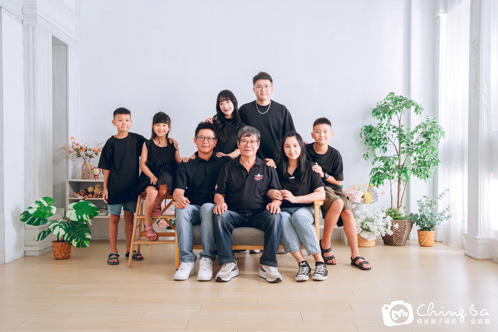 2025 年夏天的三代全家福｜台中家族全家福｜晴爸親子攝影