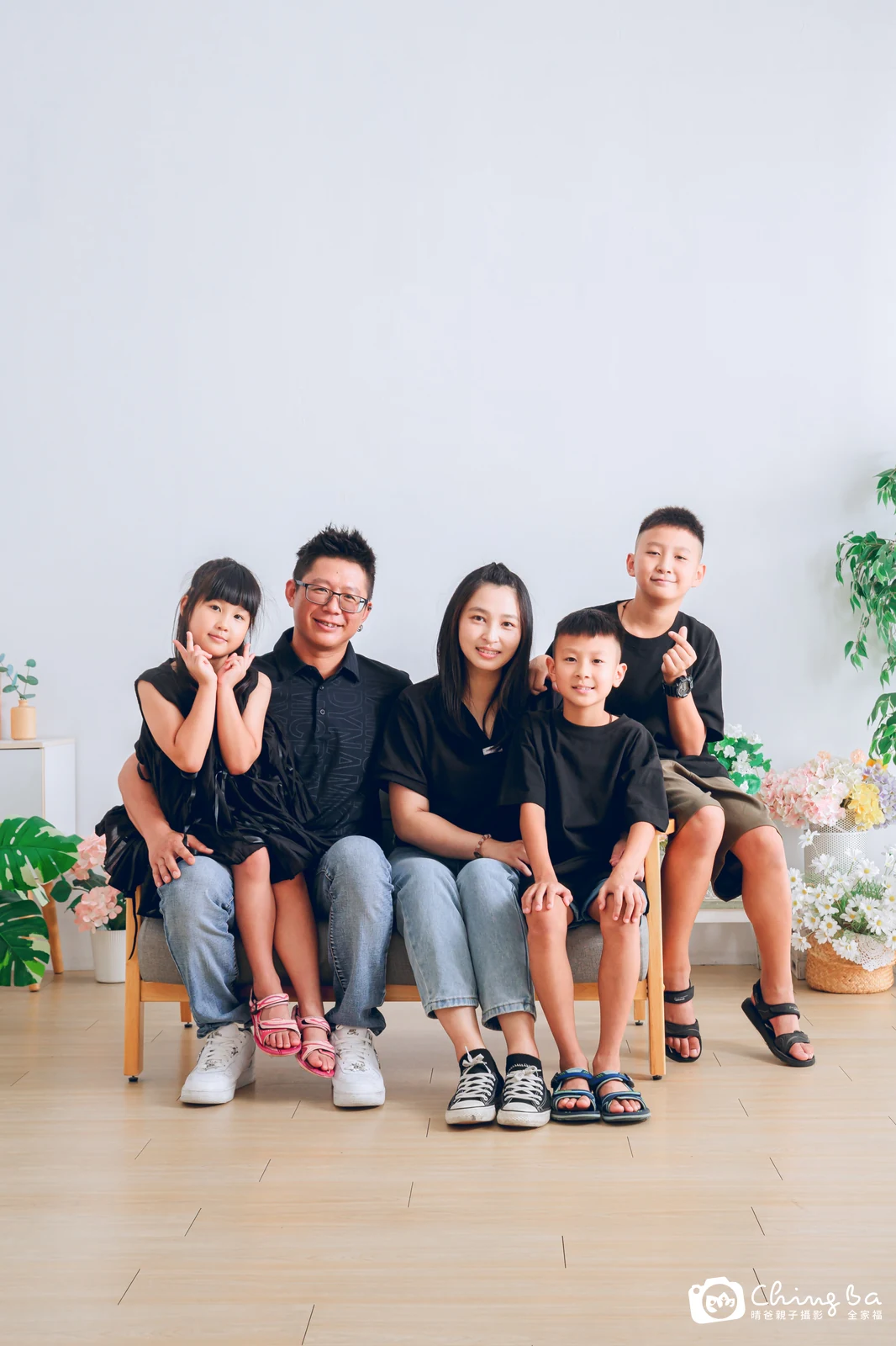 台中攝影棚的家族全家福紀念照