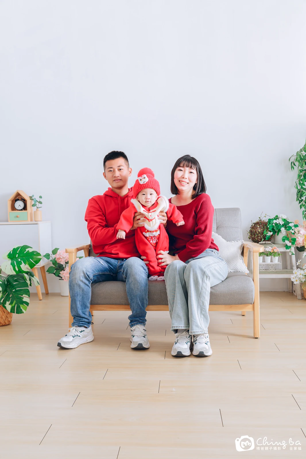 2024 年新春的家族全家福,5 大 1 小