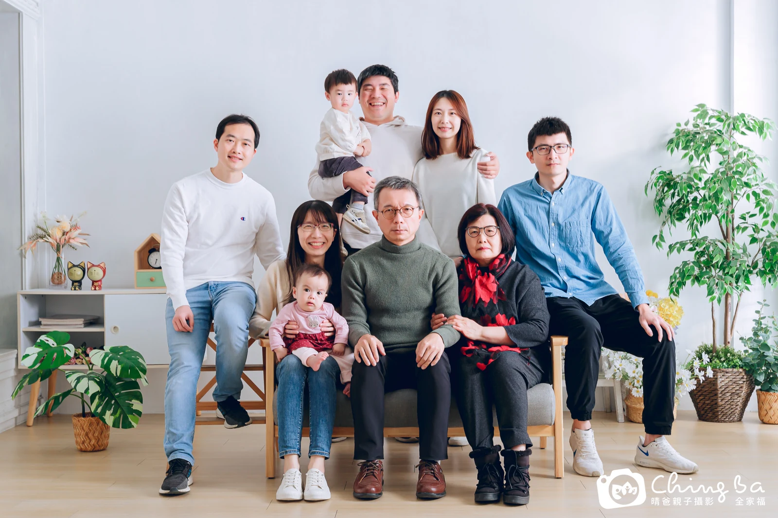 家族全家福作品|2023 年新春|晴爸親子攝影