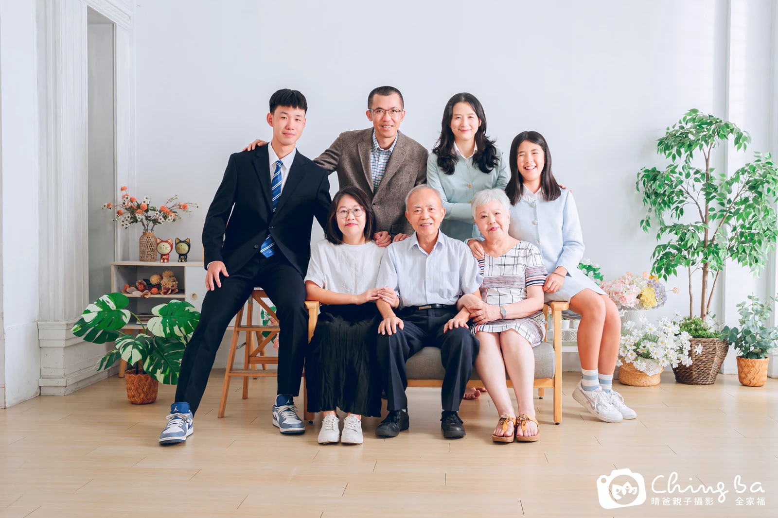 家族全家福作品|2025 年夏季|晴爸親子攝影