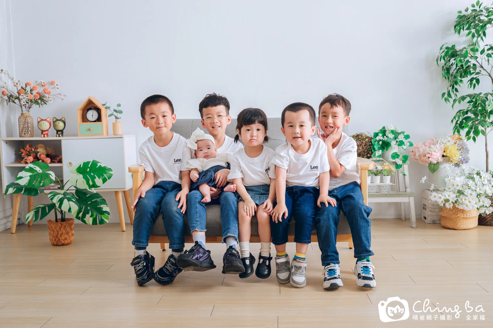 台中攝影棚的家族全家福紀念照