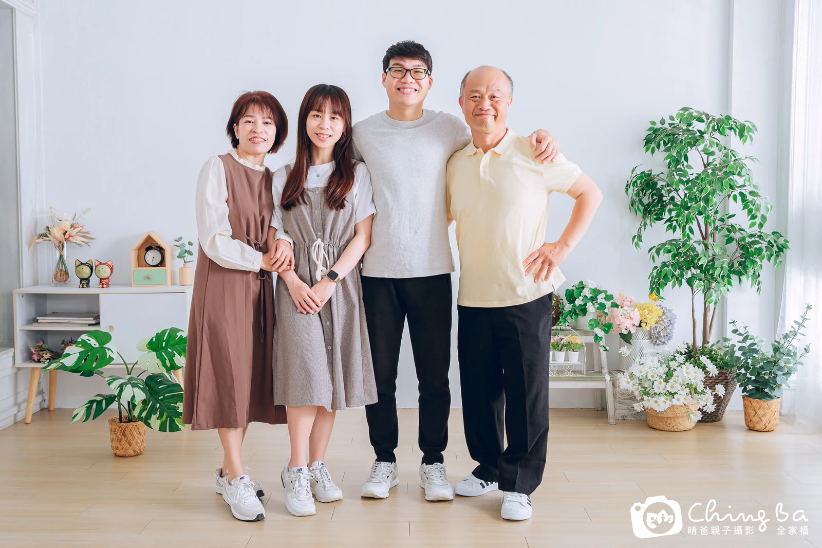 台中家族全家福攝影|兩代