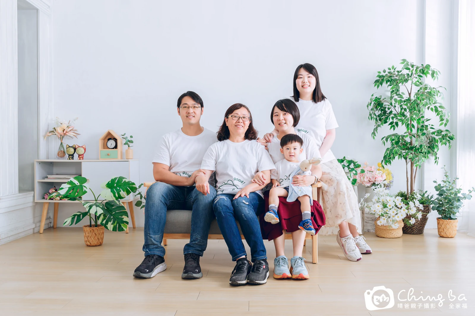 家族全家福作品｜2023 年春季｜晴爸親子攝影