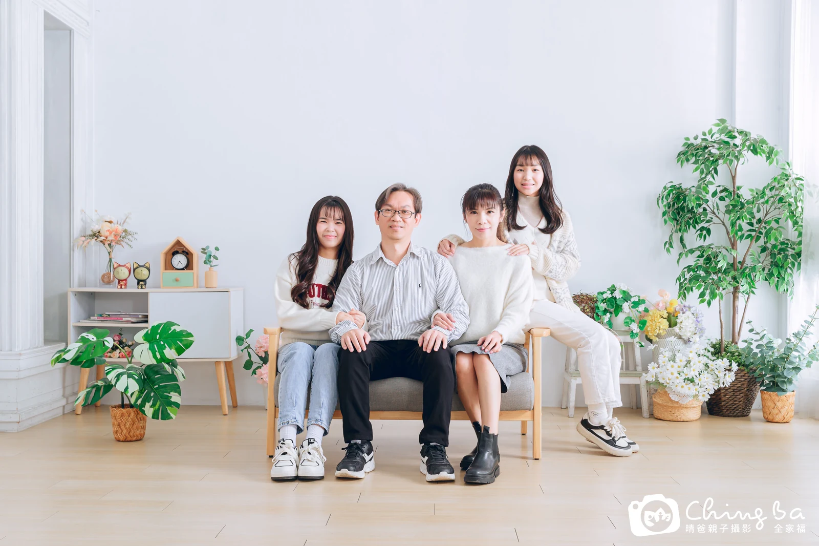 家族全家福作品|2024 年冬季|晴爸親子攝影