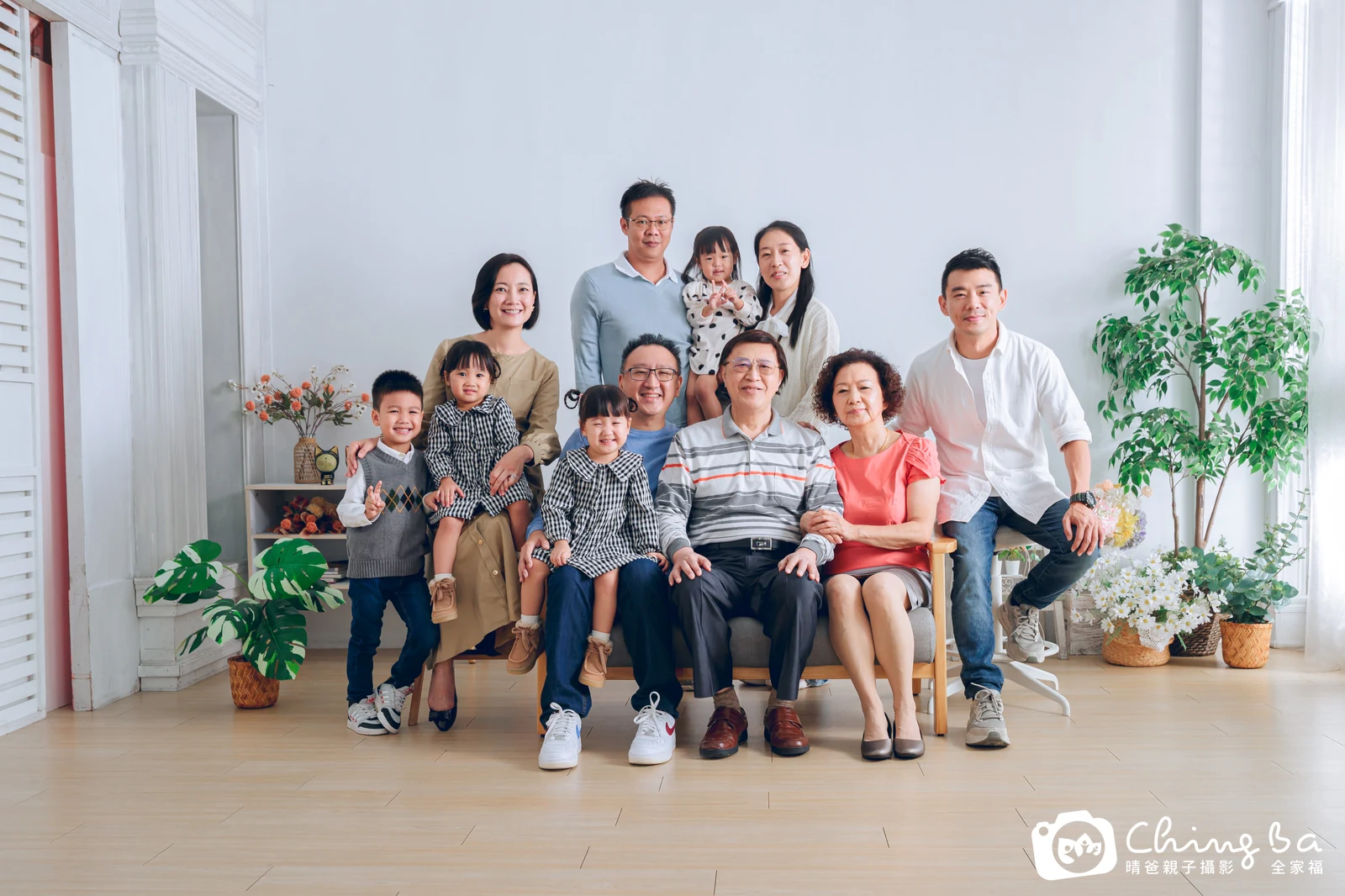 家族全家福作品｜2024 年冬季｜晴爸親子攝影
