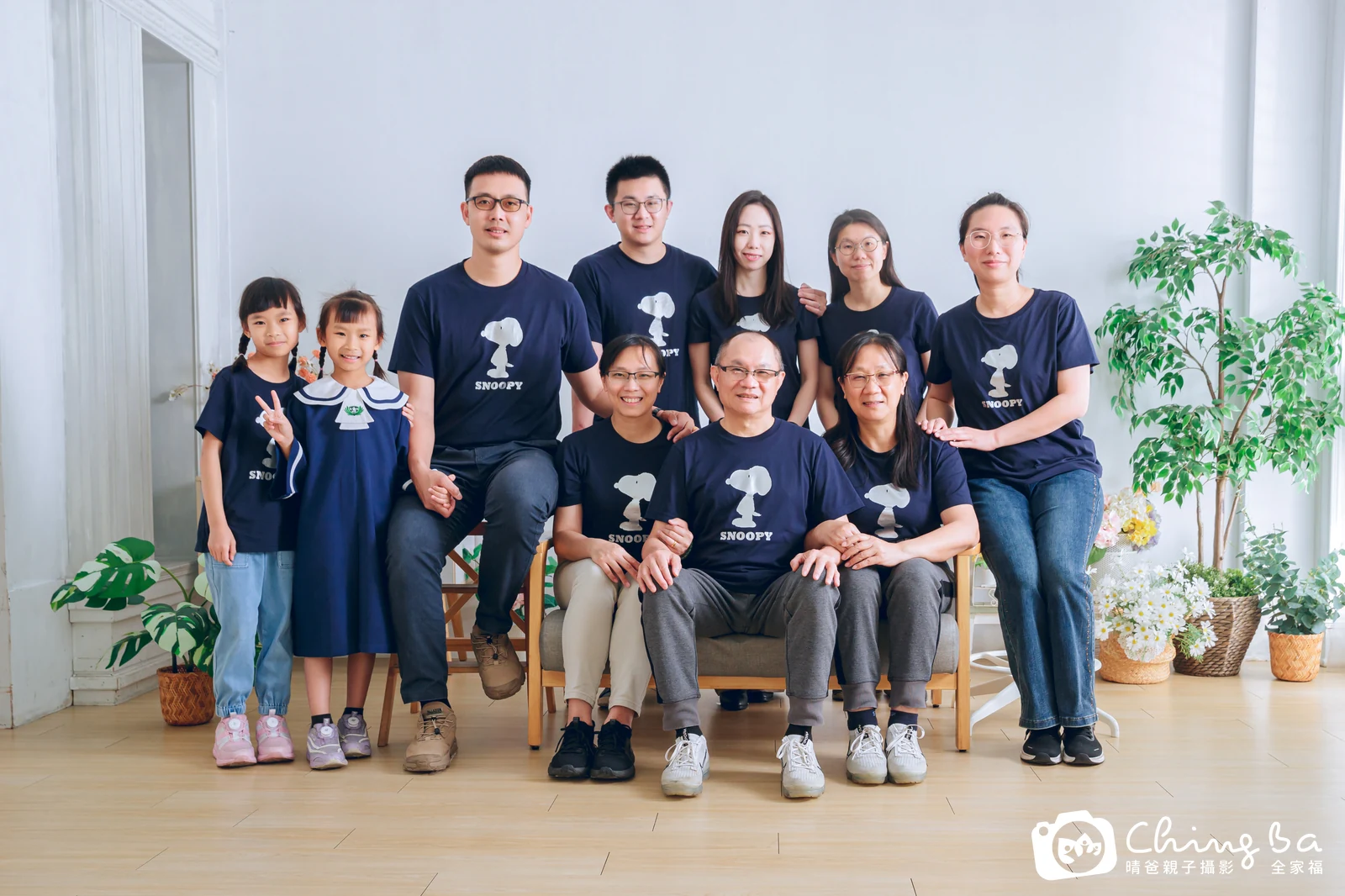 陪長輩拍的大家族合照｜台中家族全家福｜晴爸親子攝影