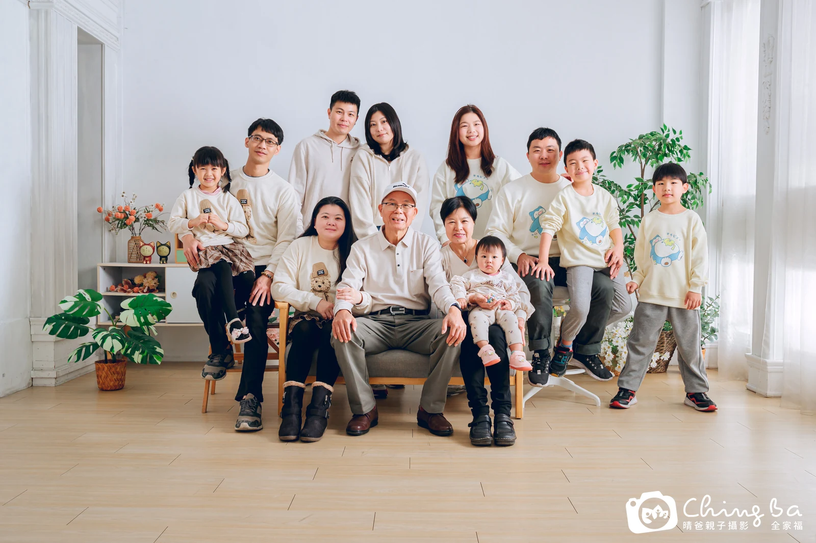 家族全家福作品｜2026 年新春｜晴爸親子攝影