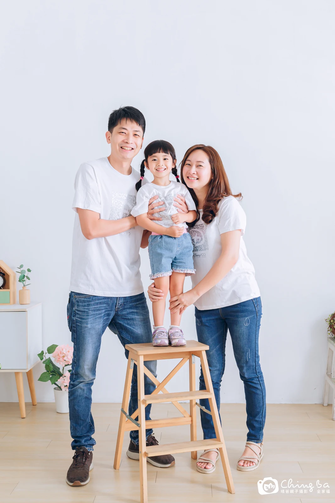 台中攝影棚的家族全家福紀念照