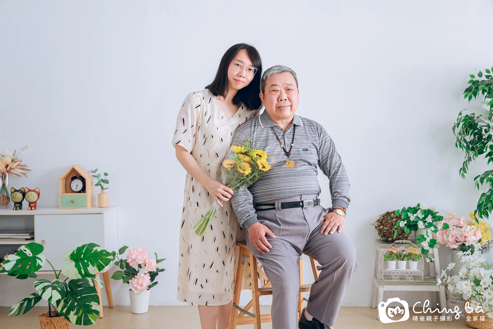台中攝影棚的家族全家福紀念照