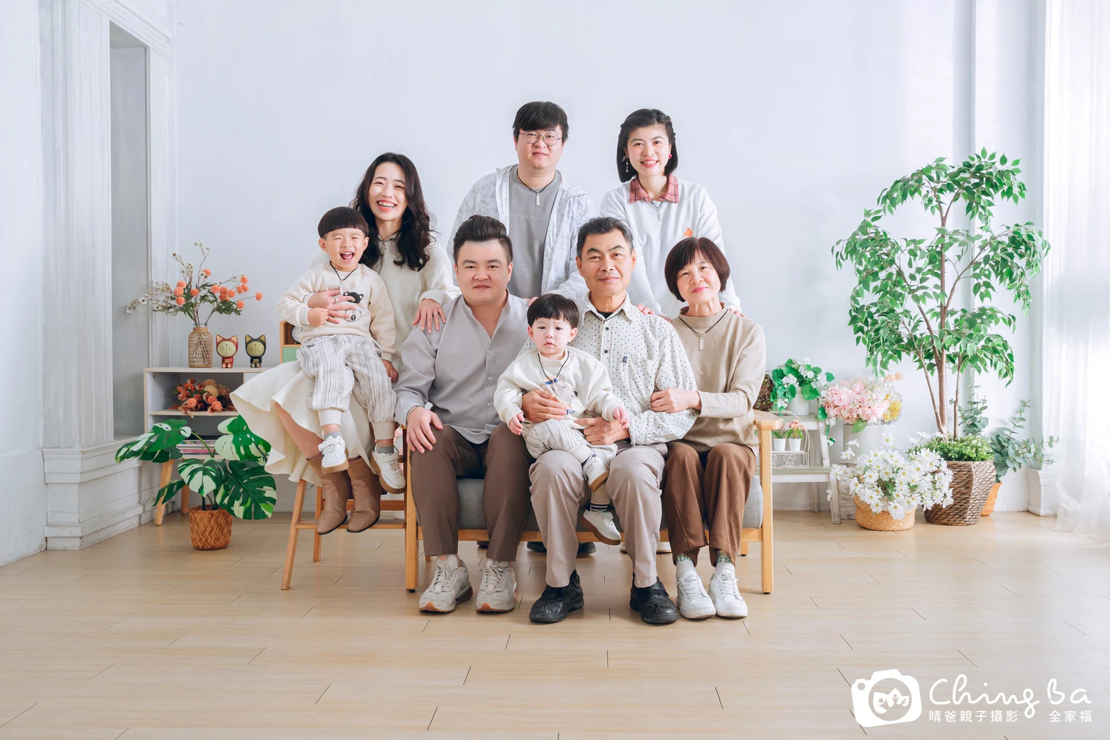 長輩也在的新春全家福｜台中家族全家福｜晴爸親子攝影
