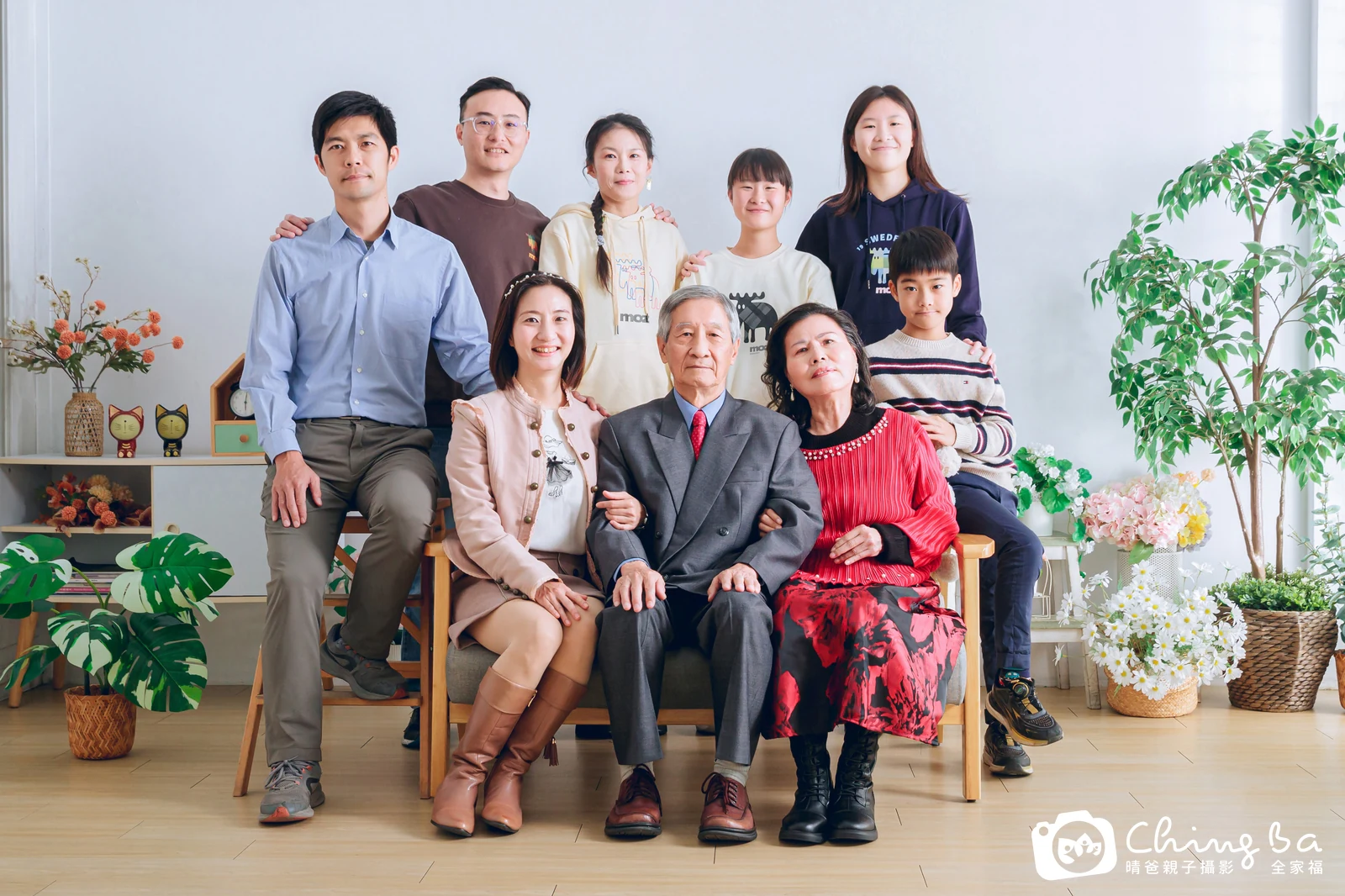 家族全家福作品｜2025 年春季｜晴爸親子攝影