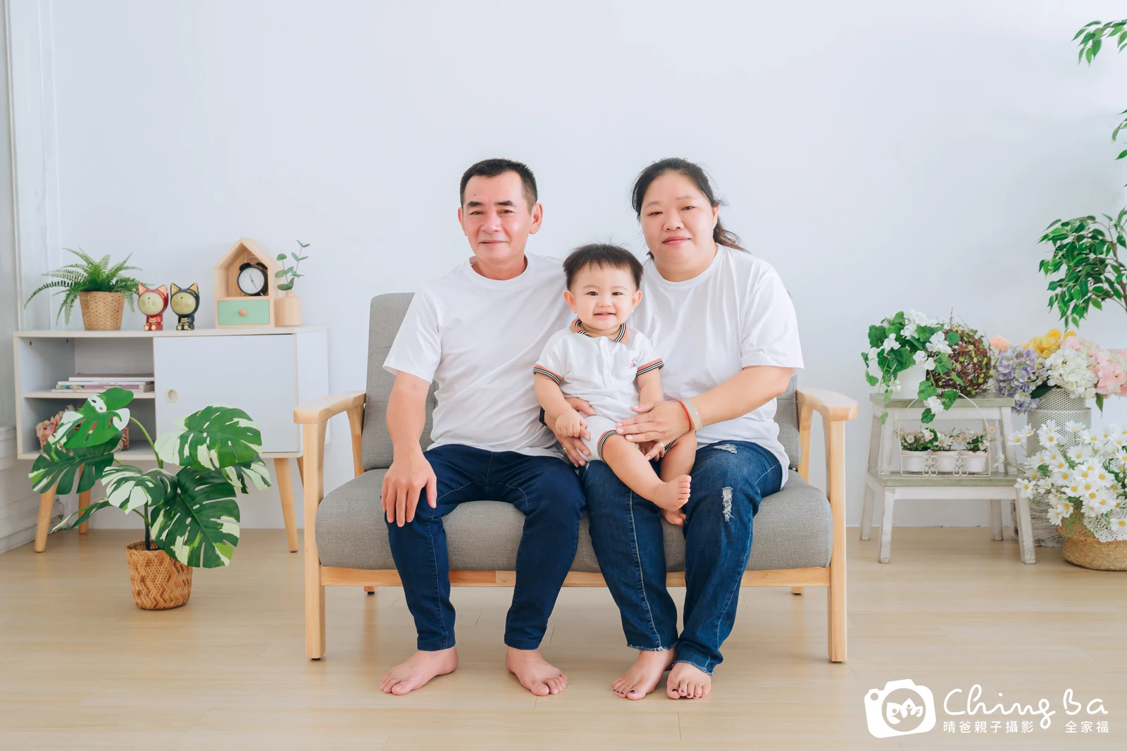 台中攝影棚的家族全家福紀念照