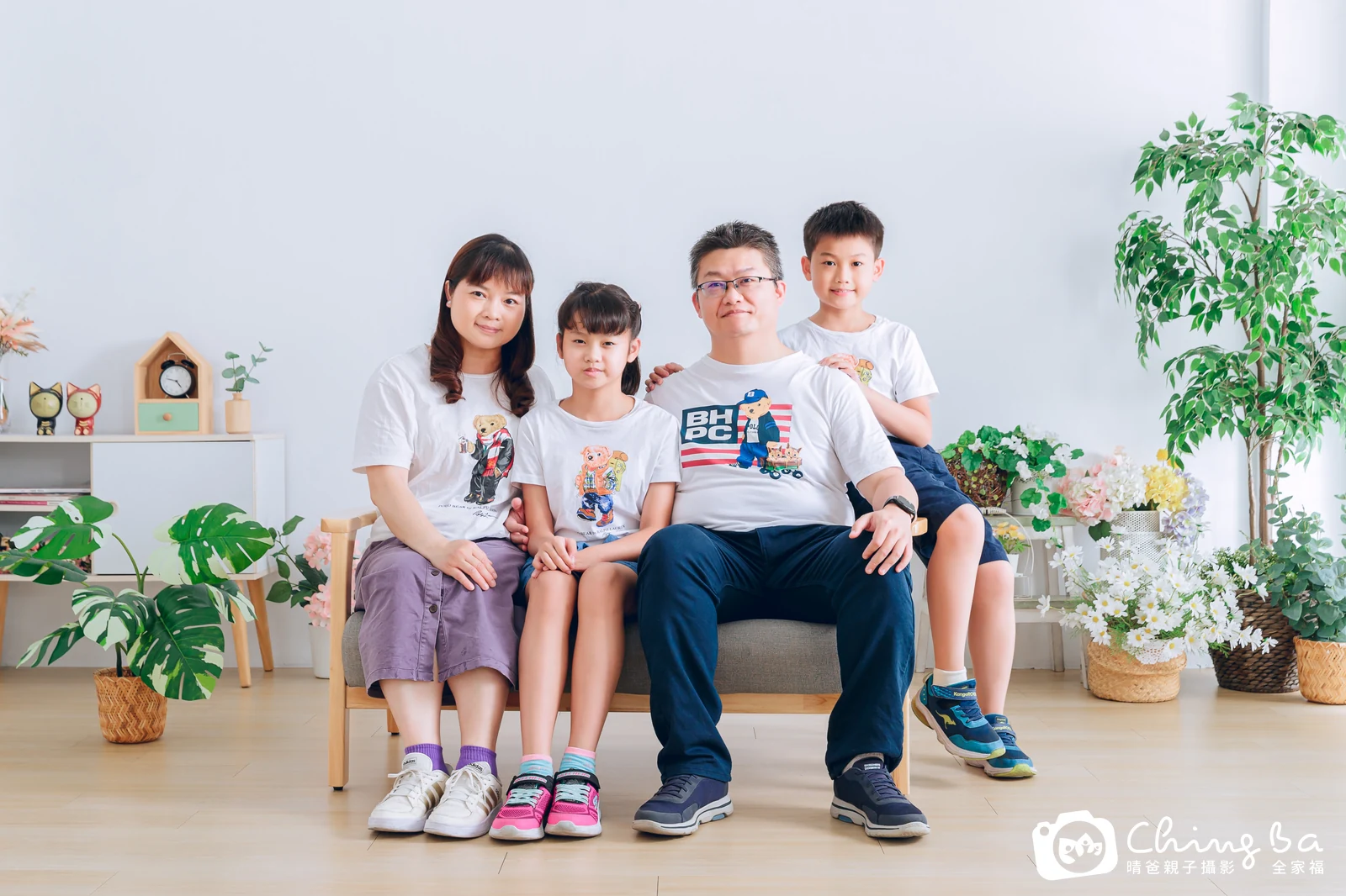 家族全家福作品|2023 年母親節|晴爸親子攝影
