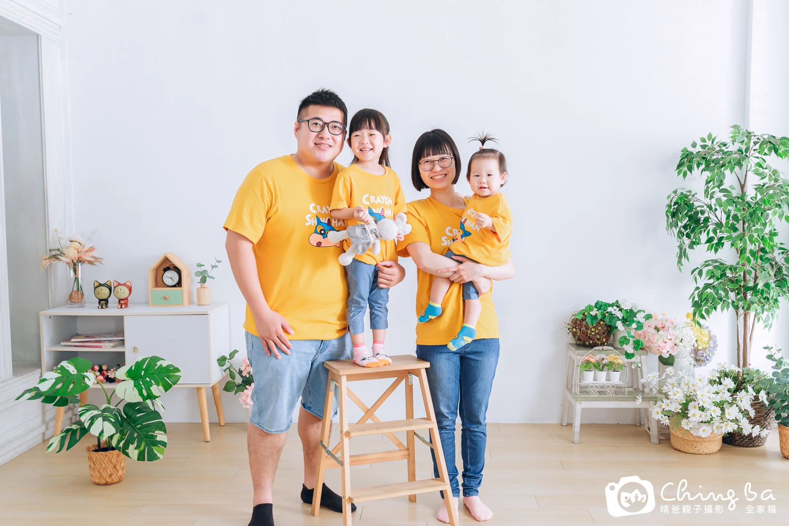 台中攝影棚的家族全家福紀念照