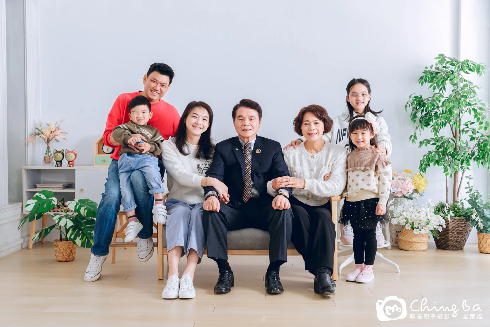 家族全家福作品｜2023 年新春｜晴爸親子攝影