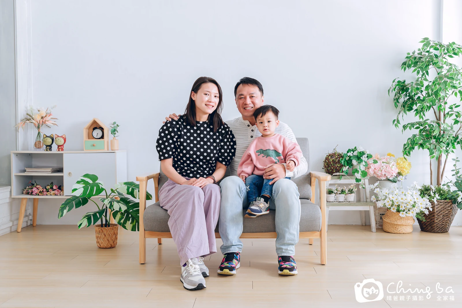 台中攝影棚的家族全家福紀念照