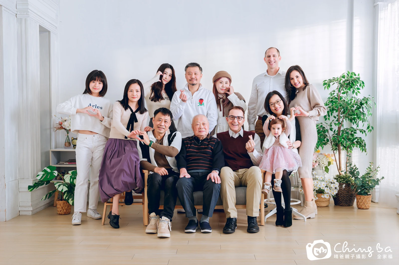 家族全家福作品｜2022 年冬季｜晴爸親子攝影
