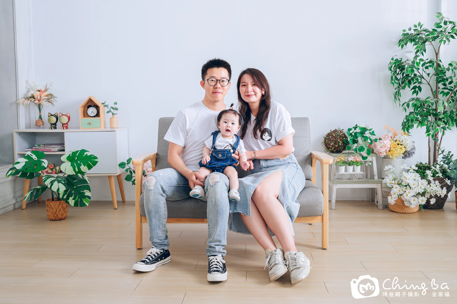 台中攝影棚的家族全家福紀念照