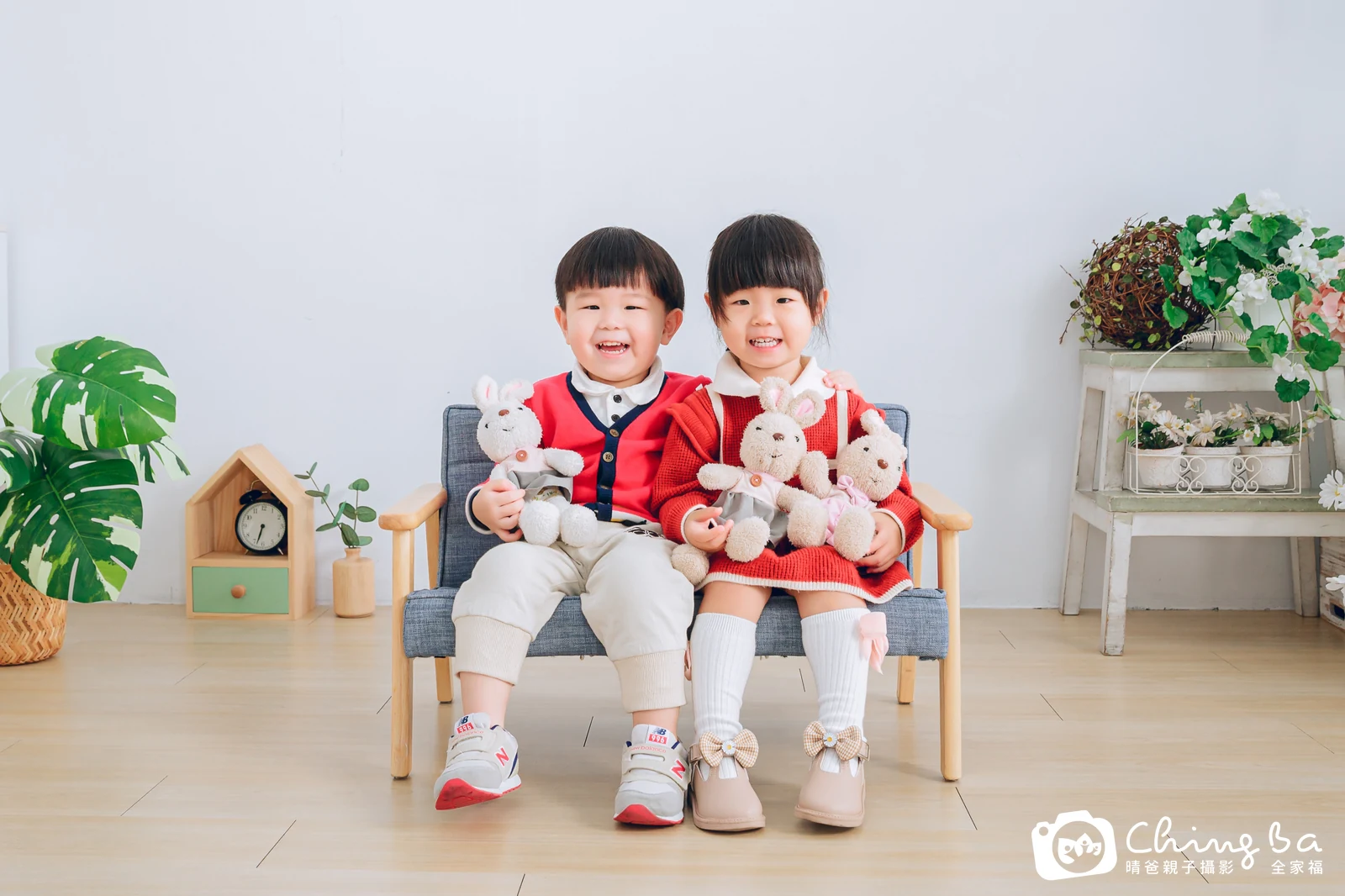 2022 年冬季的家族全家福,2 大 2 小