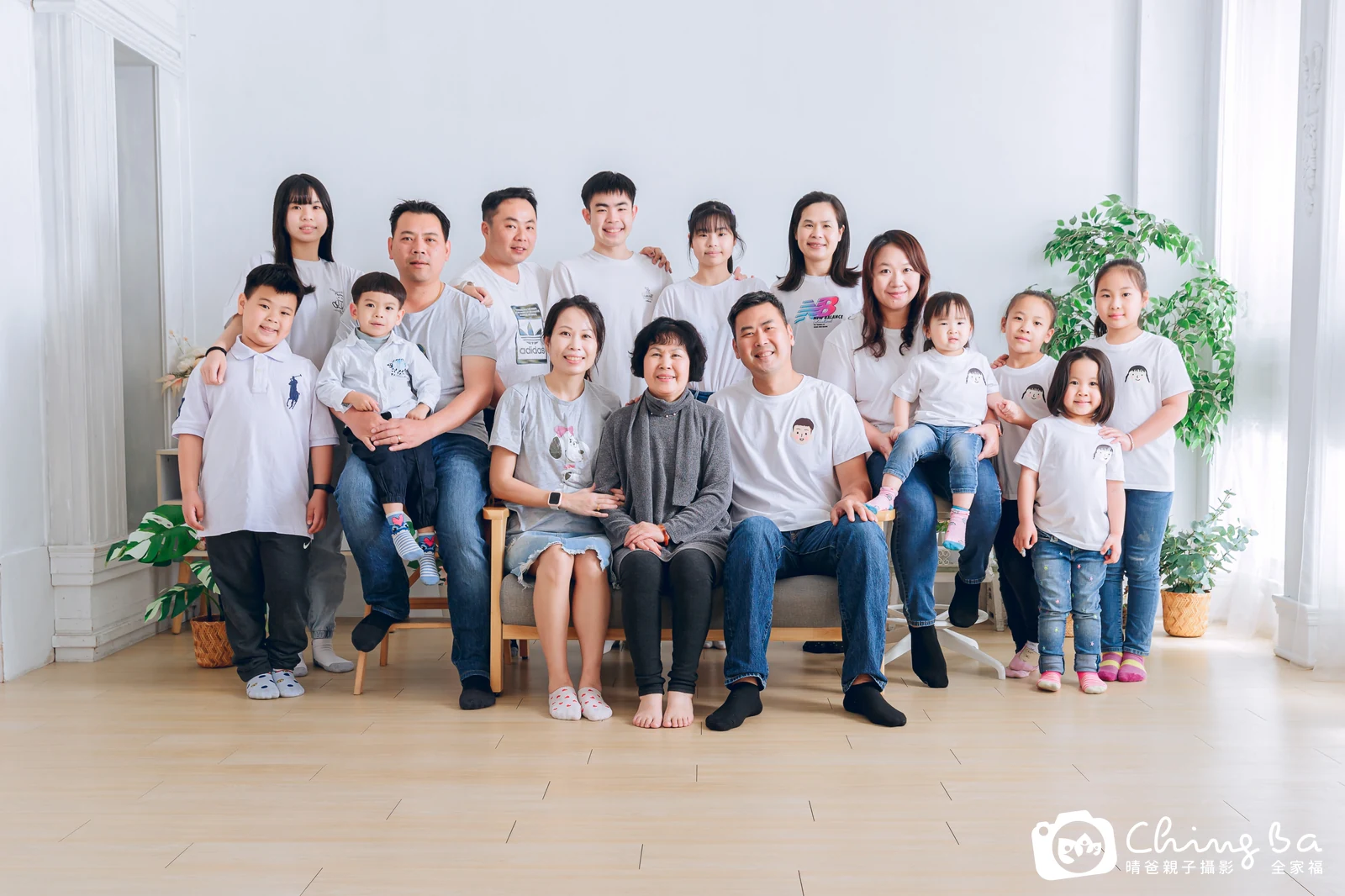 家族全家福作品|2024 年春季|晴爸親子攝影