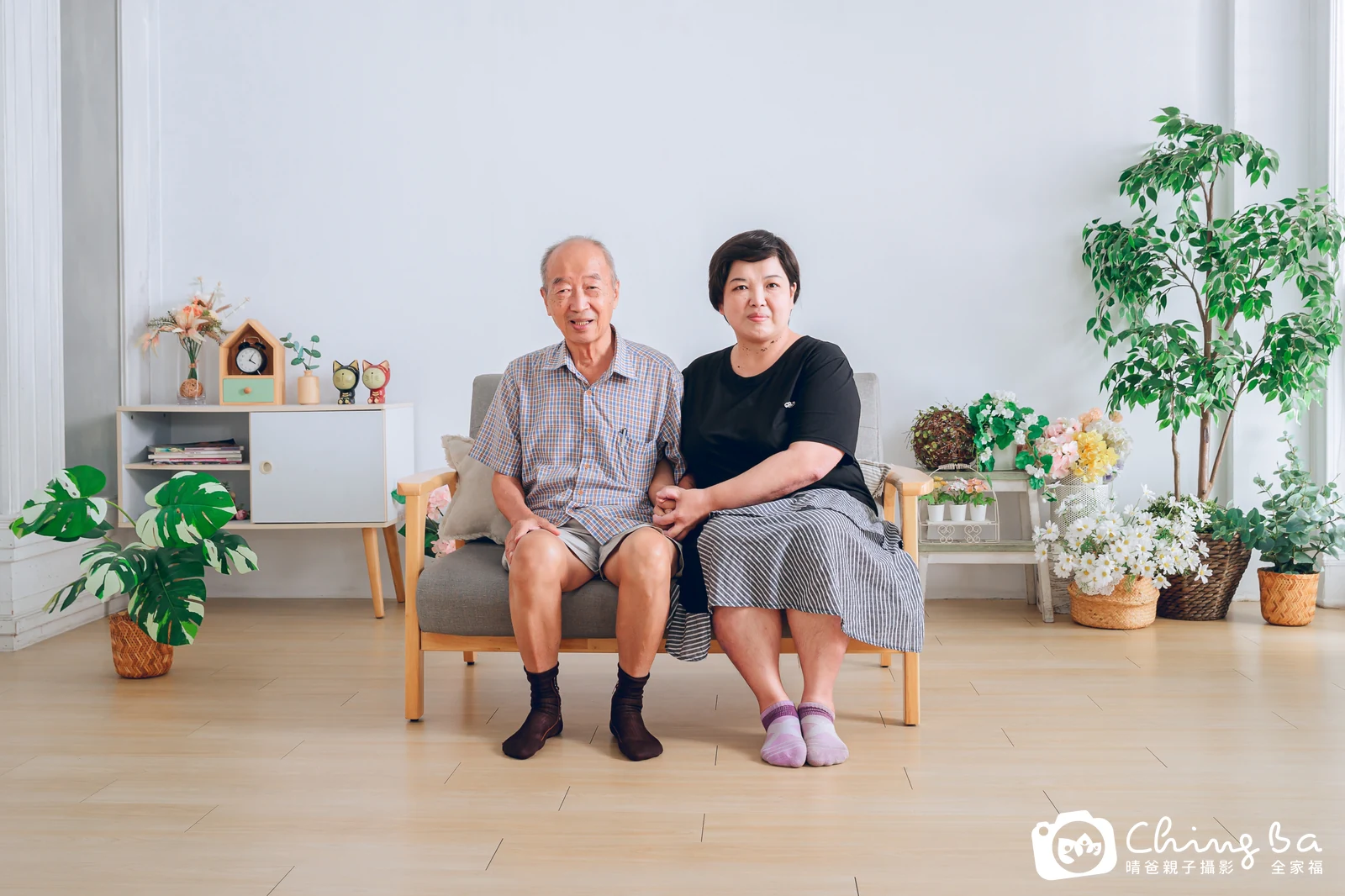 台中攝影棚的家族全家福紀念照