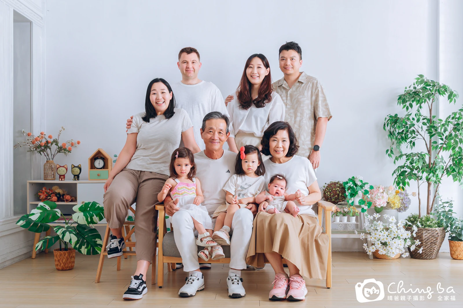 家族全家福作品｜2025 年母親節｜晴爸親子攝影